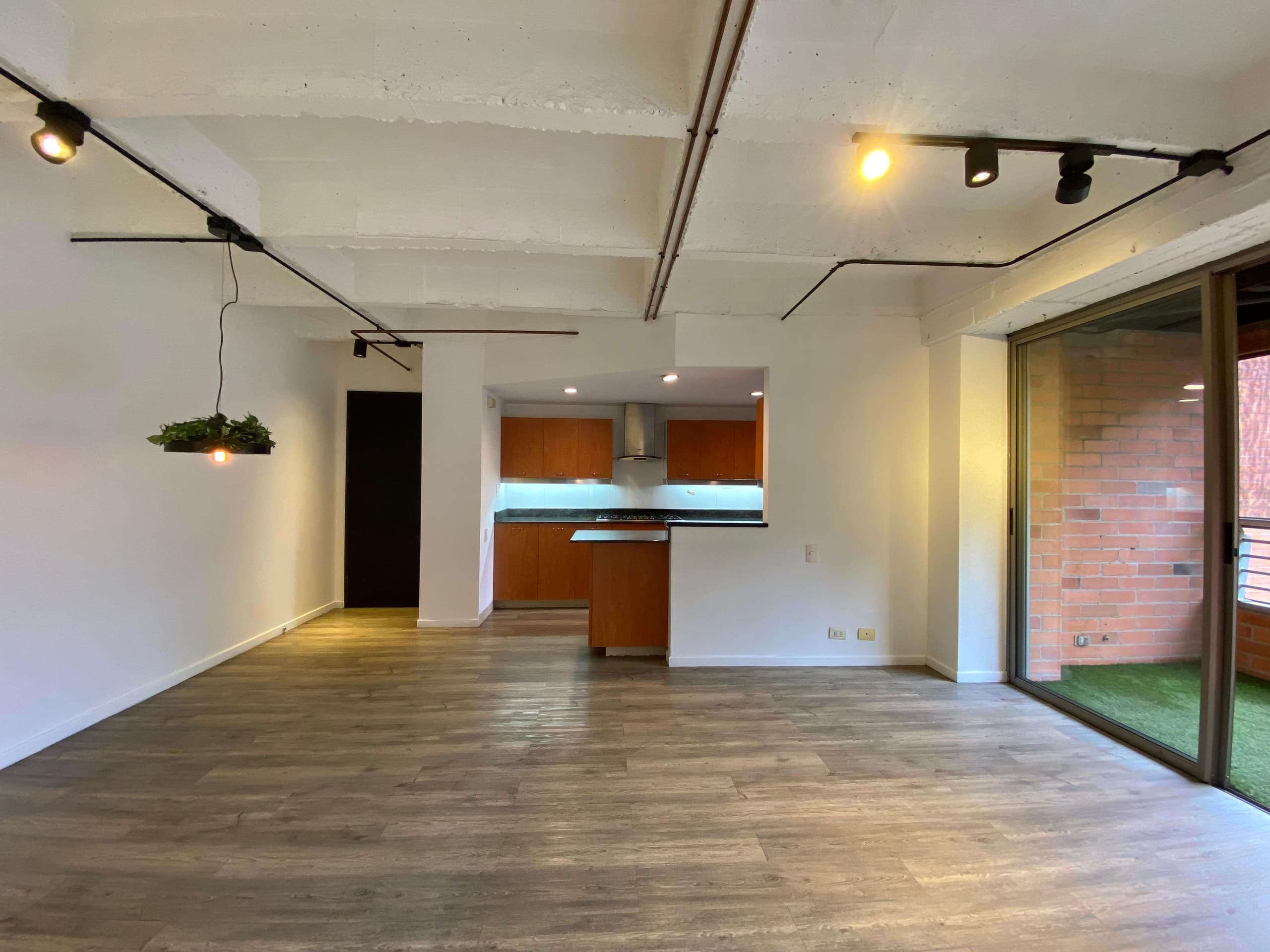 Apartamento en arriendo en Vizcaya, Poblado, Medellín — foto 3 de 19