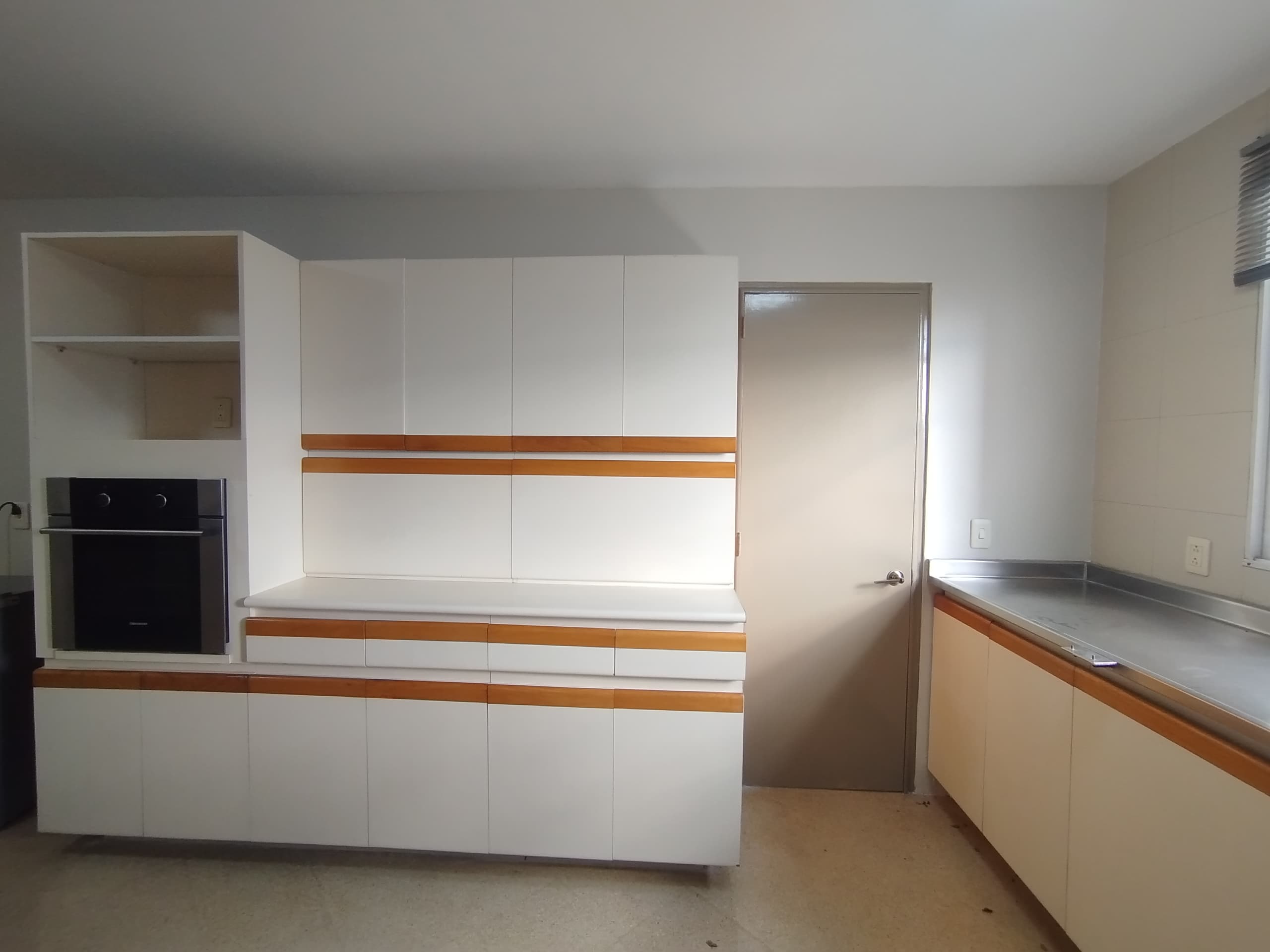 Apartamento en arriendo en Los Balsos, Poblado, Medellín — foto 3 de 20