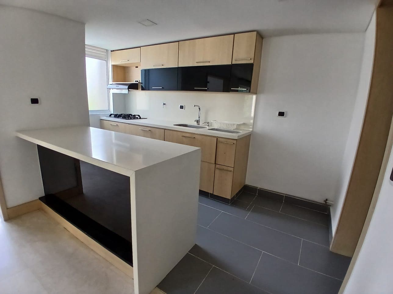 Apartamento en arriendo en Almeria, Laureles, Medellín — foto 2 de 15