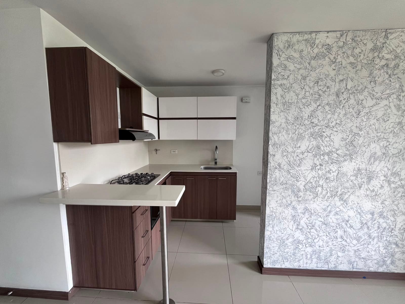 Apartamento en arriendo en Suramérica, Itagui — foto 2 de 16