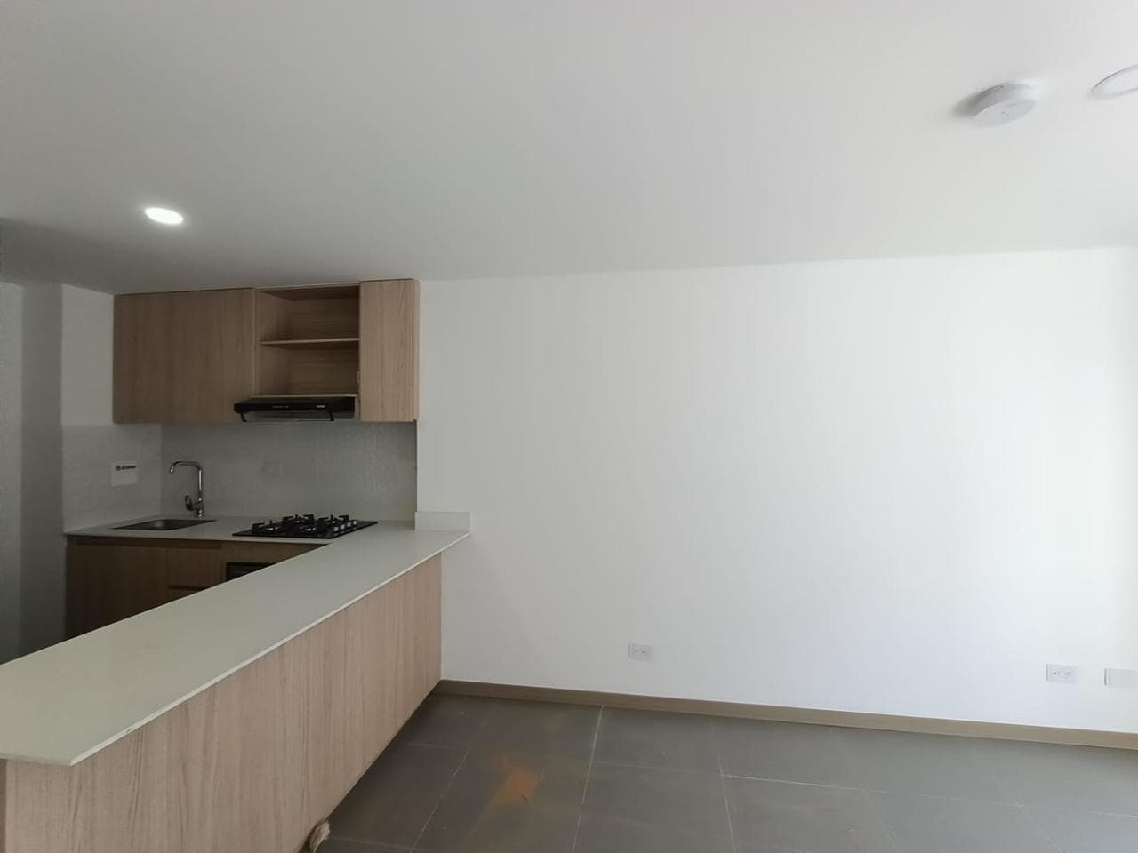Apartamento en arriendo en Guayabal, Itagui — foto 2 de 12