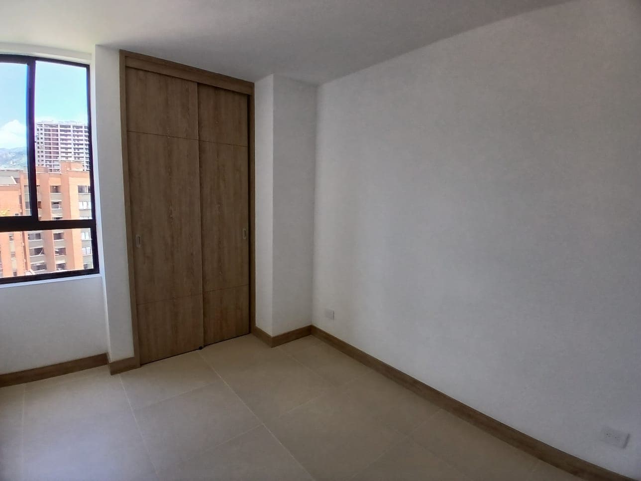Apartamento en arriendo en Laureles, Medellín — foto 5 de 13