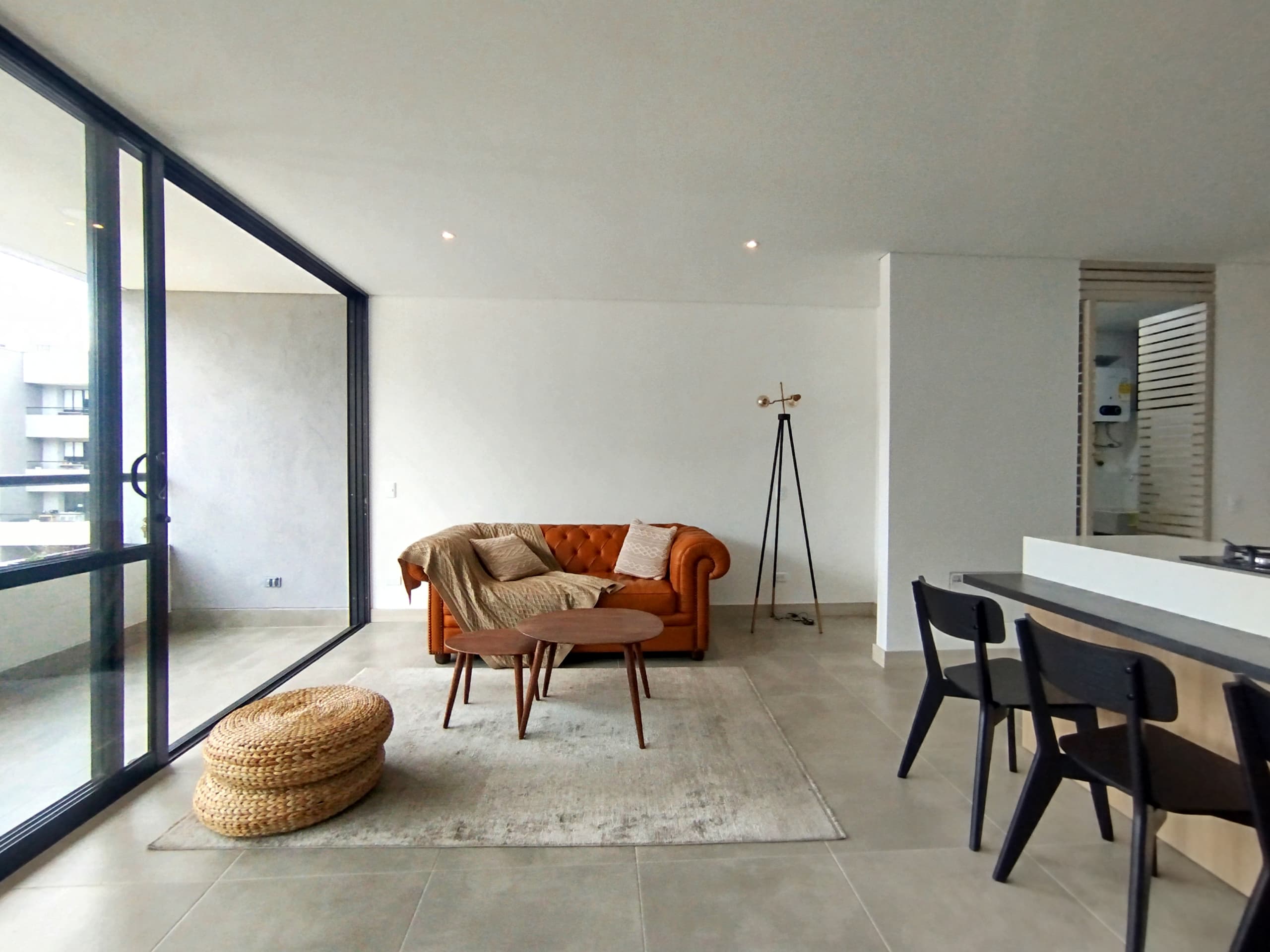 Apartamento en arriendo en Los Gonzalez, Poblado, Medellín — foto 3 de 20