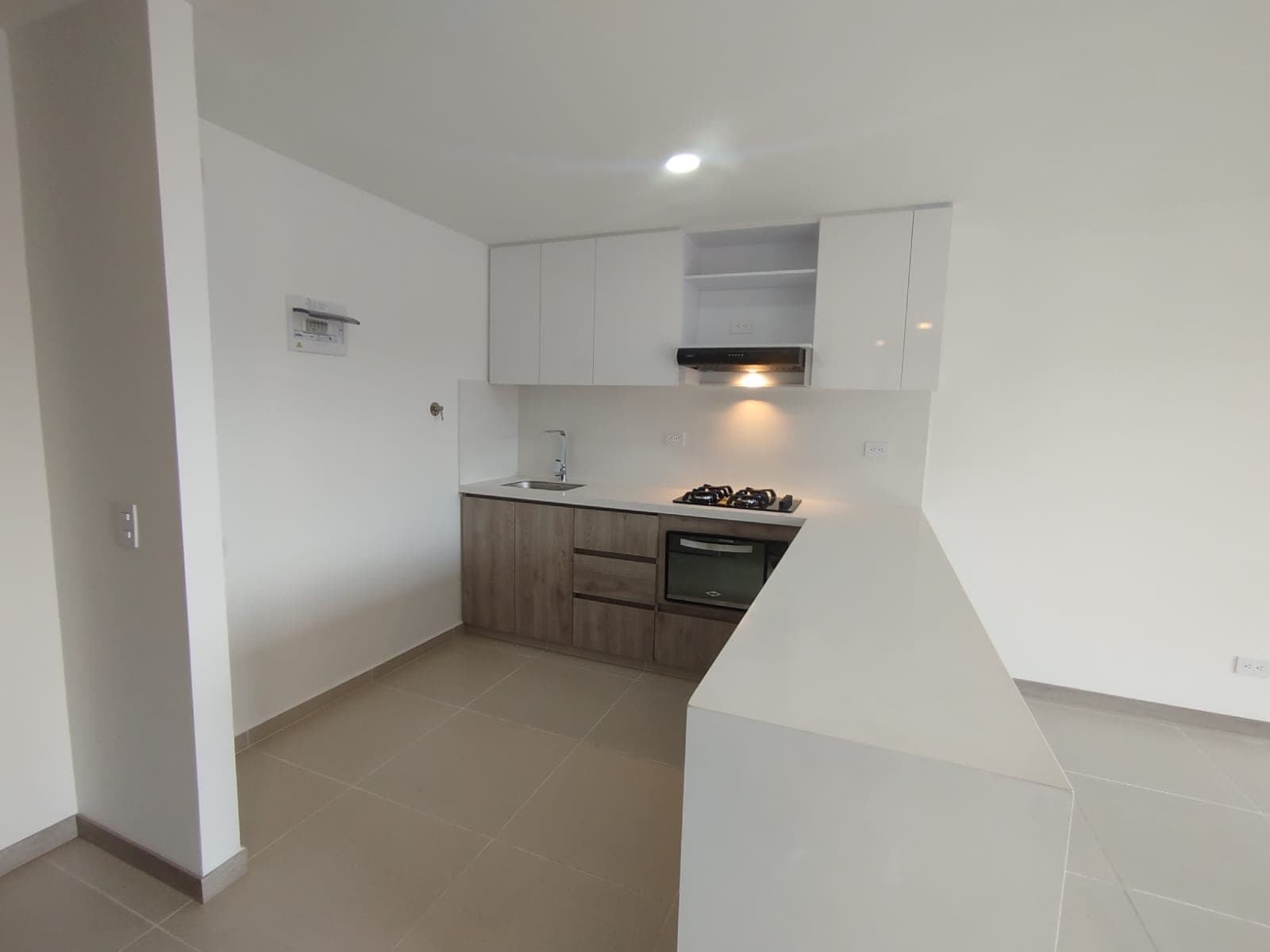 Apartamento en arriendo en Simón Bolívar, Itagui — foto 2 de 14