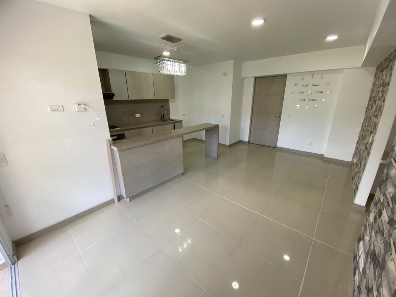 Apartamento en arriendo en Prados de Sabaneta — foto 3 de 20