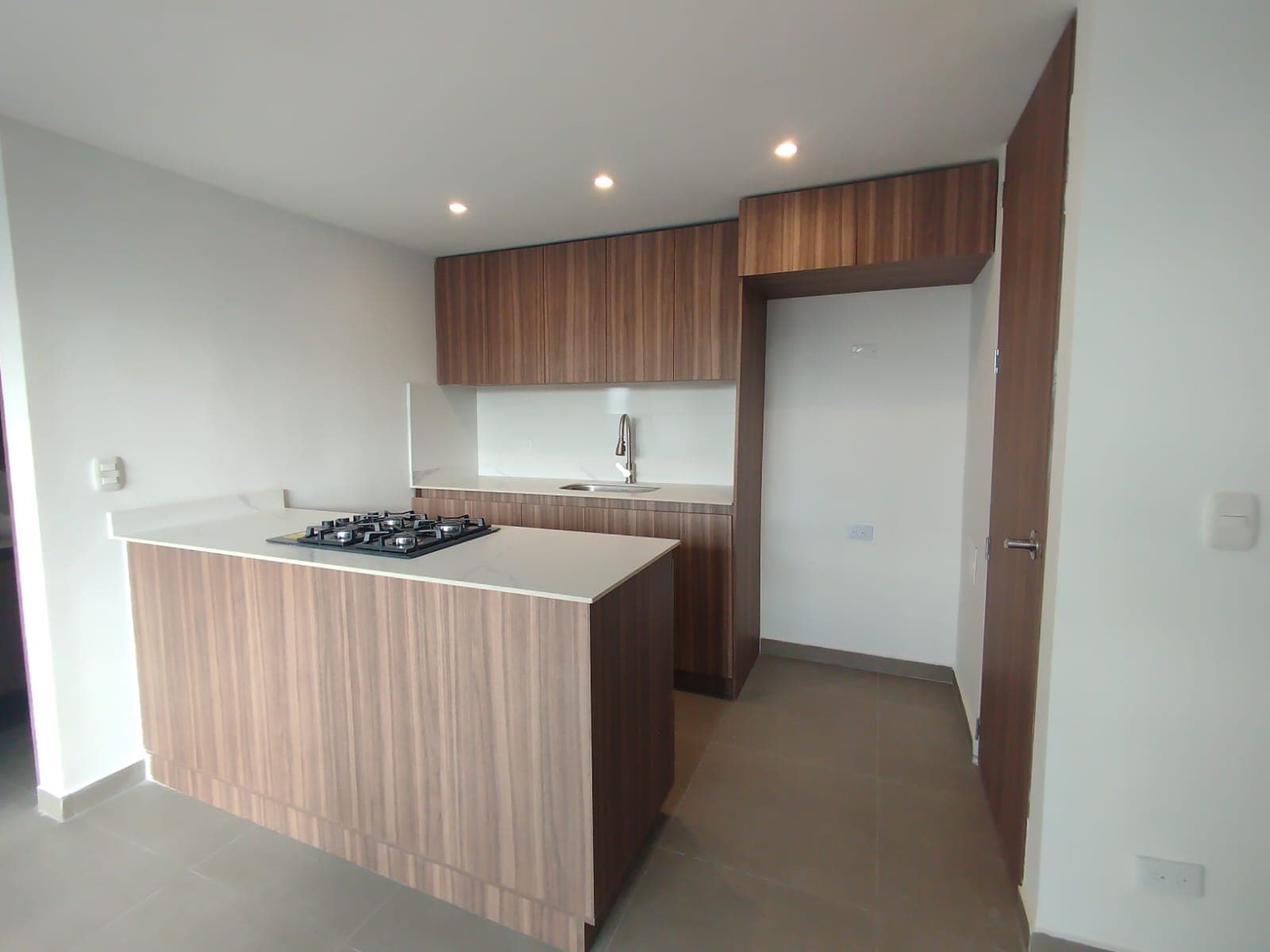 Apartamento en arriendo en Rionegro — foto 1 de 15