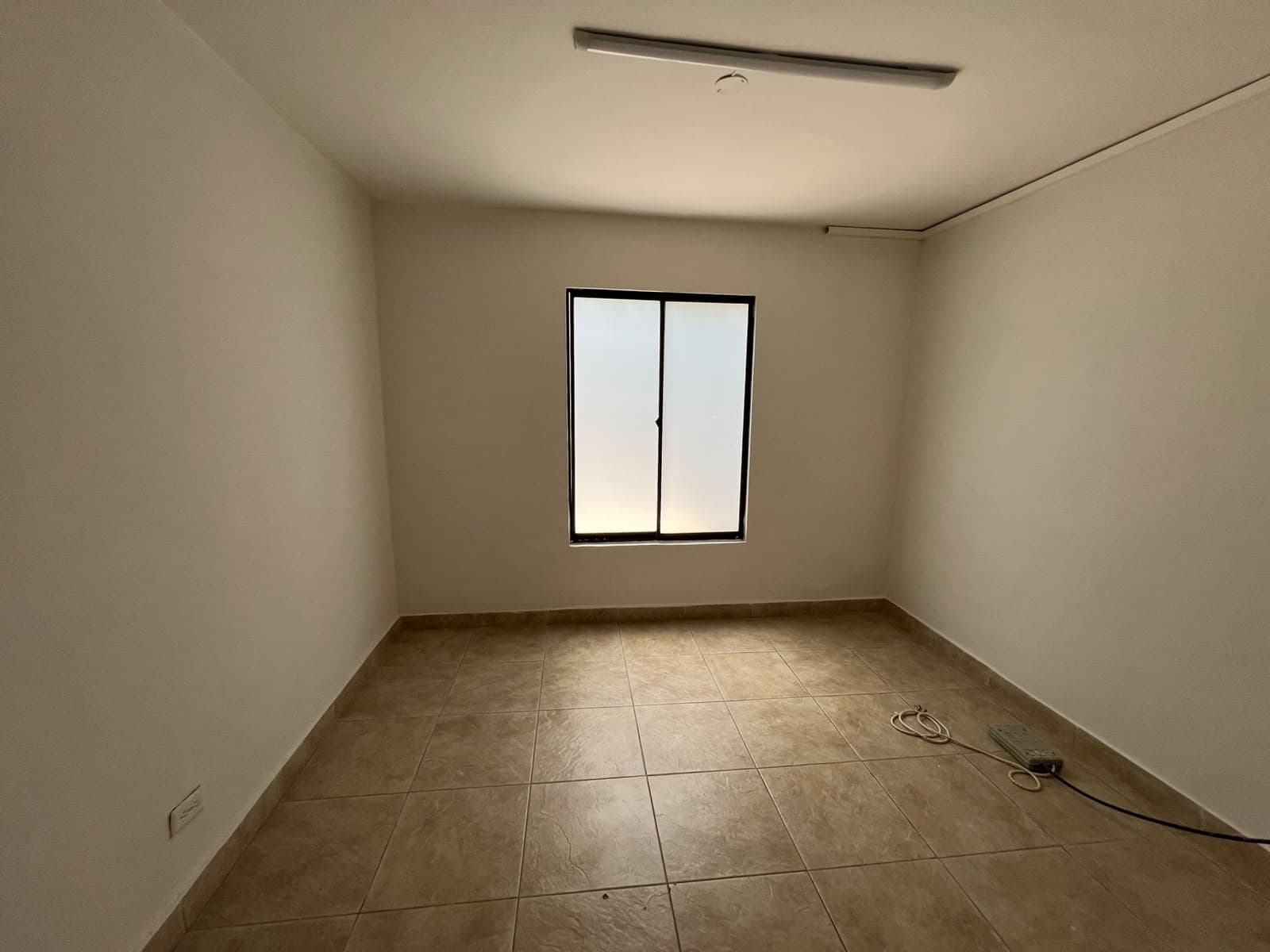 Casa Comercial en arriendo en Los Conquistadores, Laureles, Medellín — foto 2 de 19