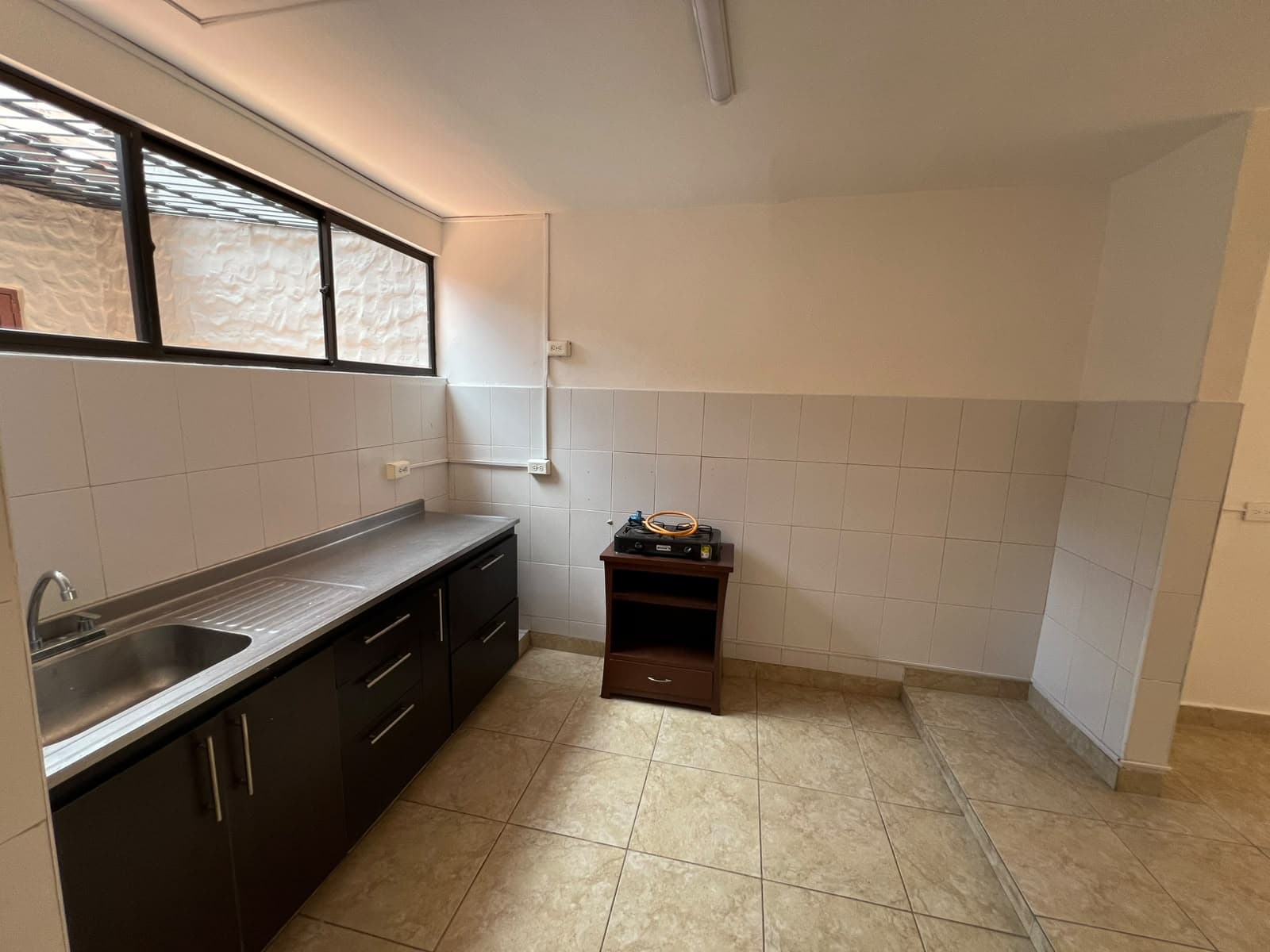 Casa Comercial en arriendo en Los Conquistadores, Laureles, Medellín — foto 3 de 19
