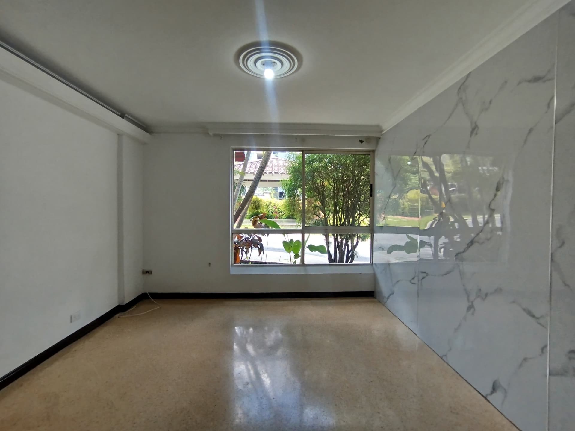 Casa Vivienda en arriendo en Los Balsos, Poblado, Medellín — foto 1 de 20