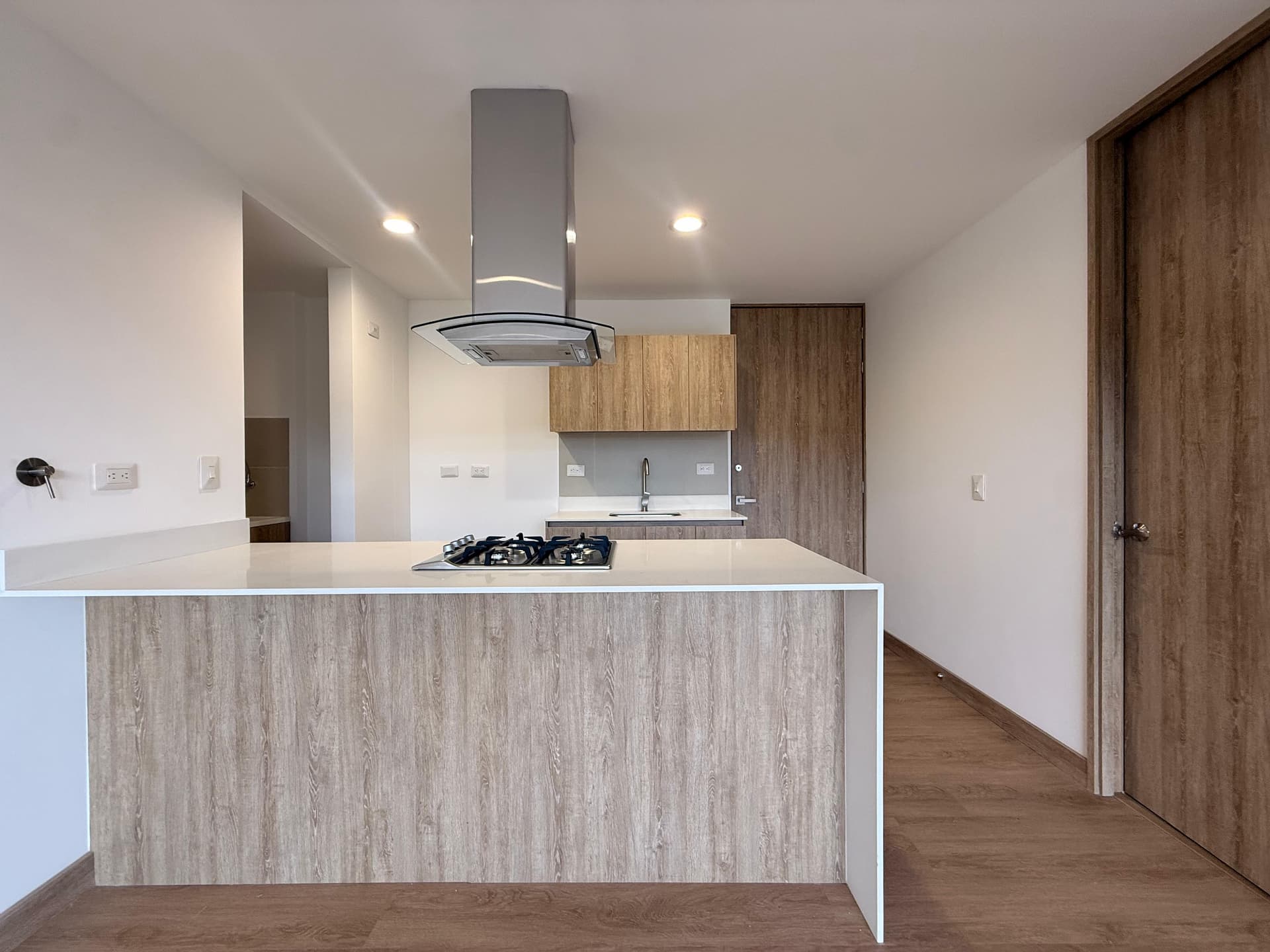 Apartamento en arriendo en Rionegro — foto 1 de 15