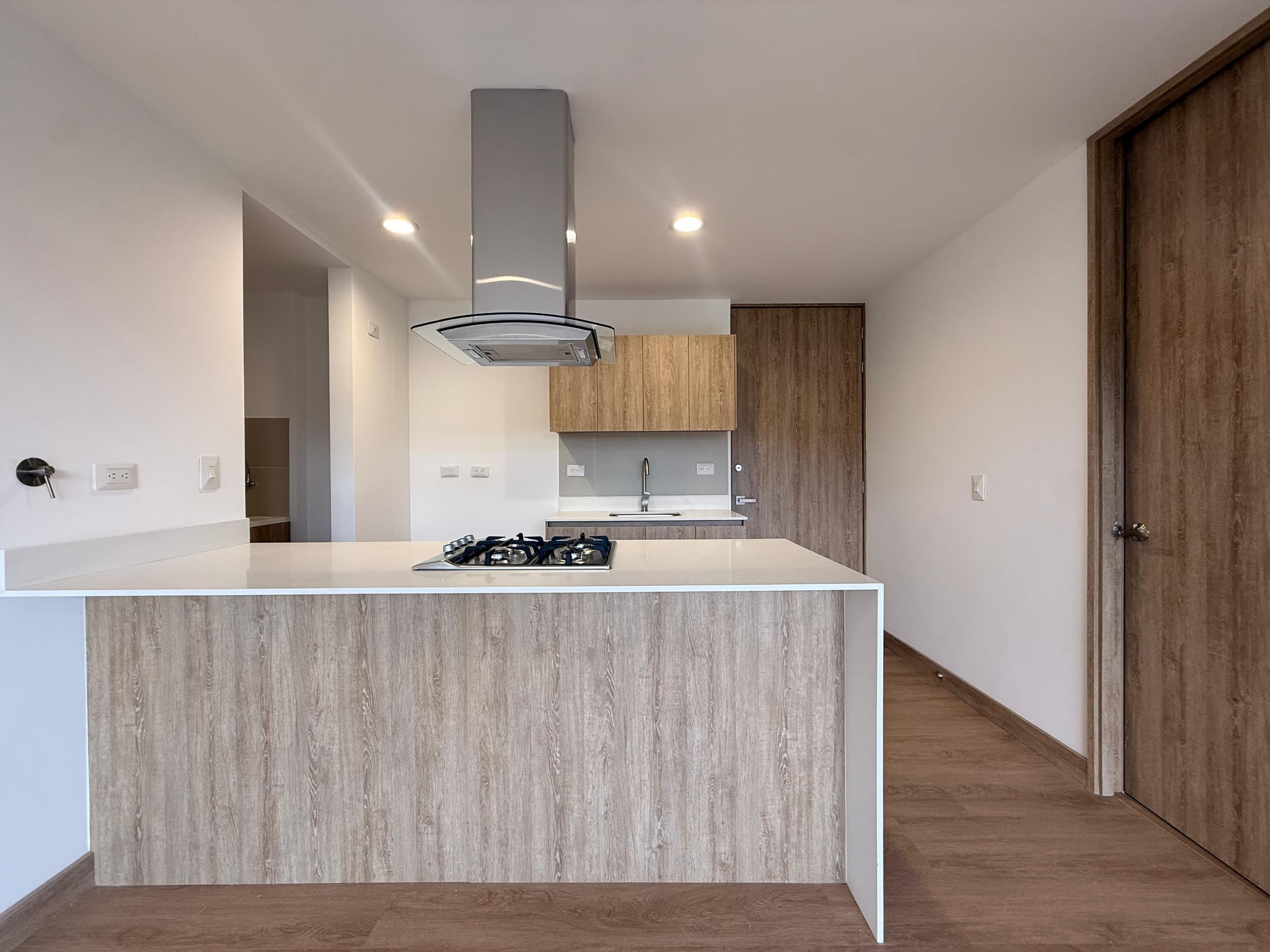Apartamento en arriendo en Rionegro — foto 1 de 15