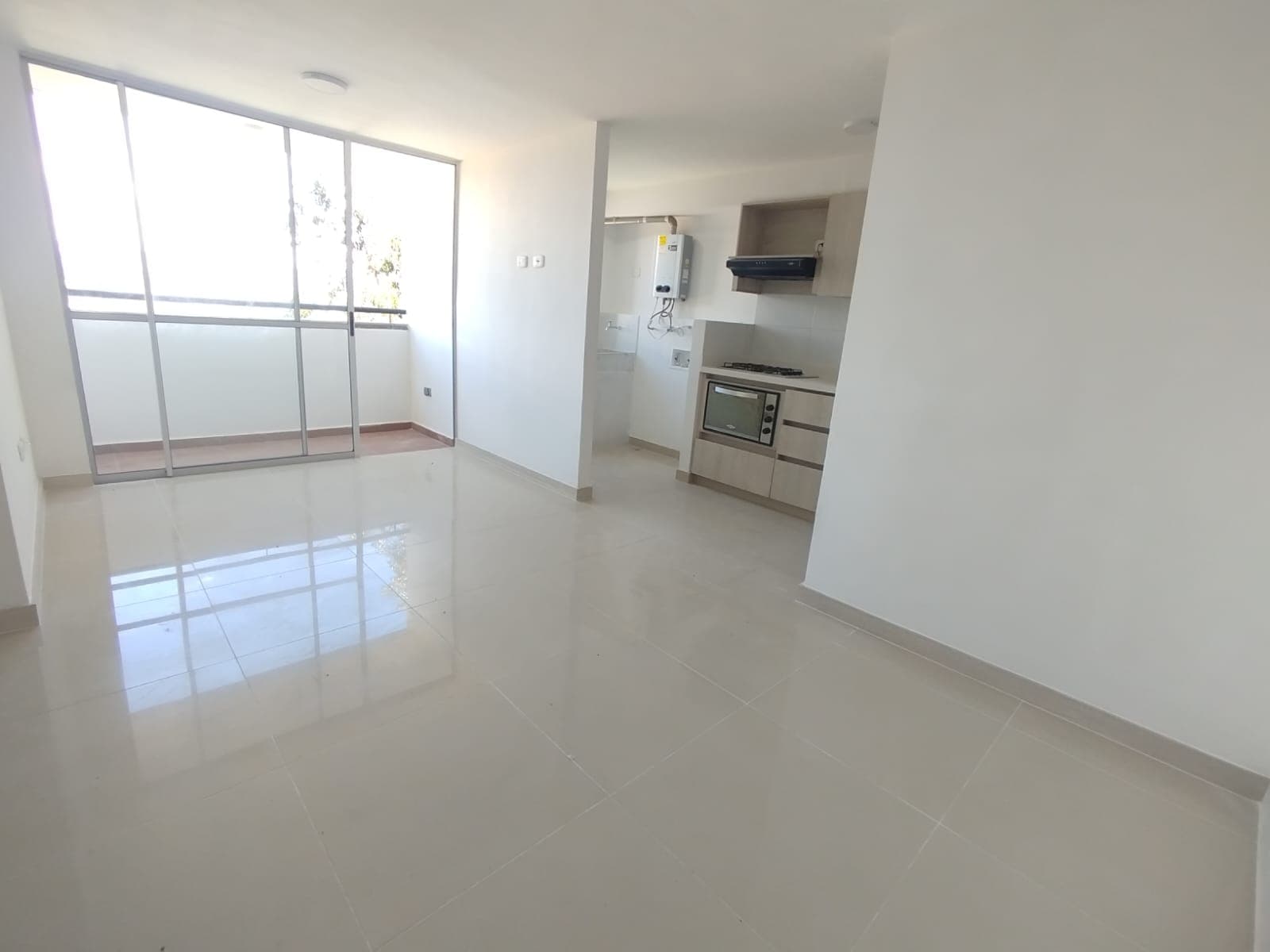 Apartamento en arriendo en Rionegro — foto 2 de 14
