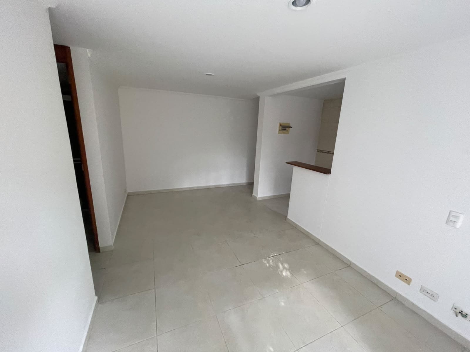 Apartamento en arriendo en Loma de los Bernal, Belen, Medellín — foto 2 de 19