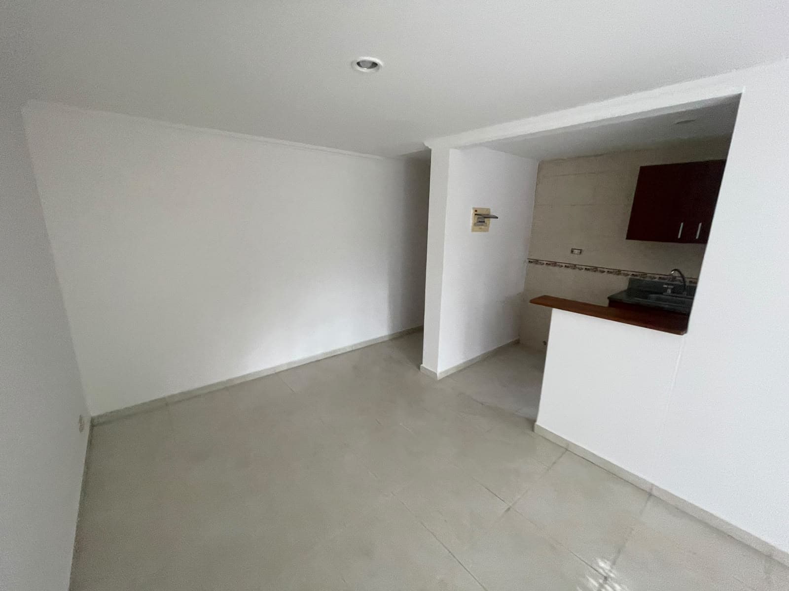 Apartamento en arriendo en Loma de los Bernal, Belen, Medellín — foto 4 de 19