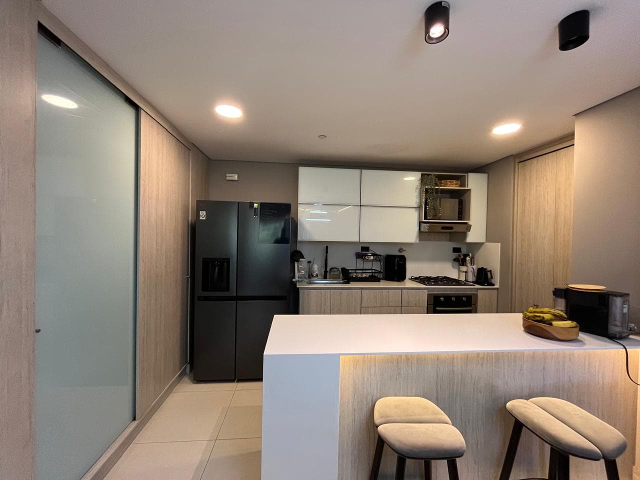 Apartamento en arriendo en Castropol, Poblado, Medellín — foto 2 de 20
