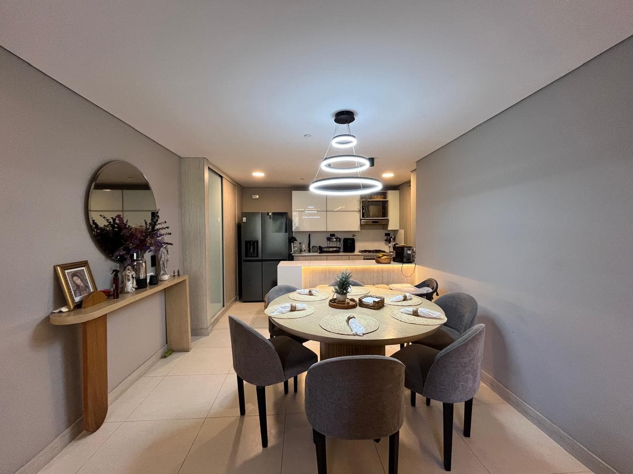 Apartamento en arriendo en Castropol, Poblado, Medellín — foto 4 de 20