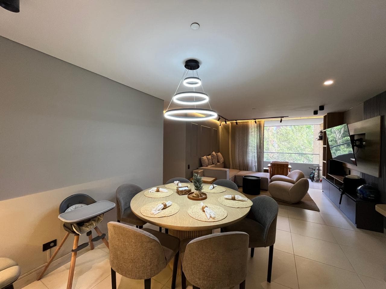 Apartamento en arriendo en Castropol, Poblado, Medellín — foto 5 de 20