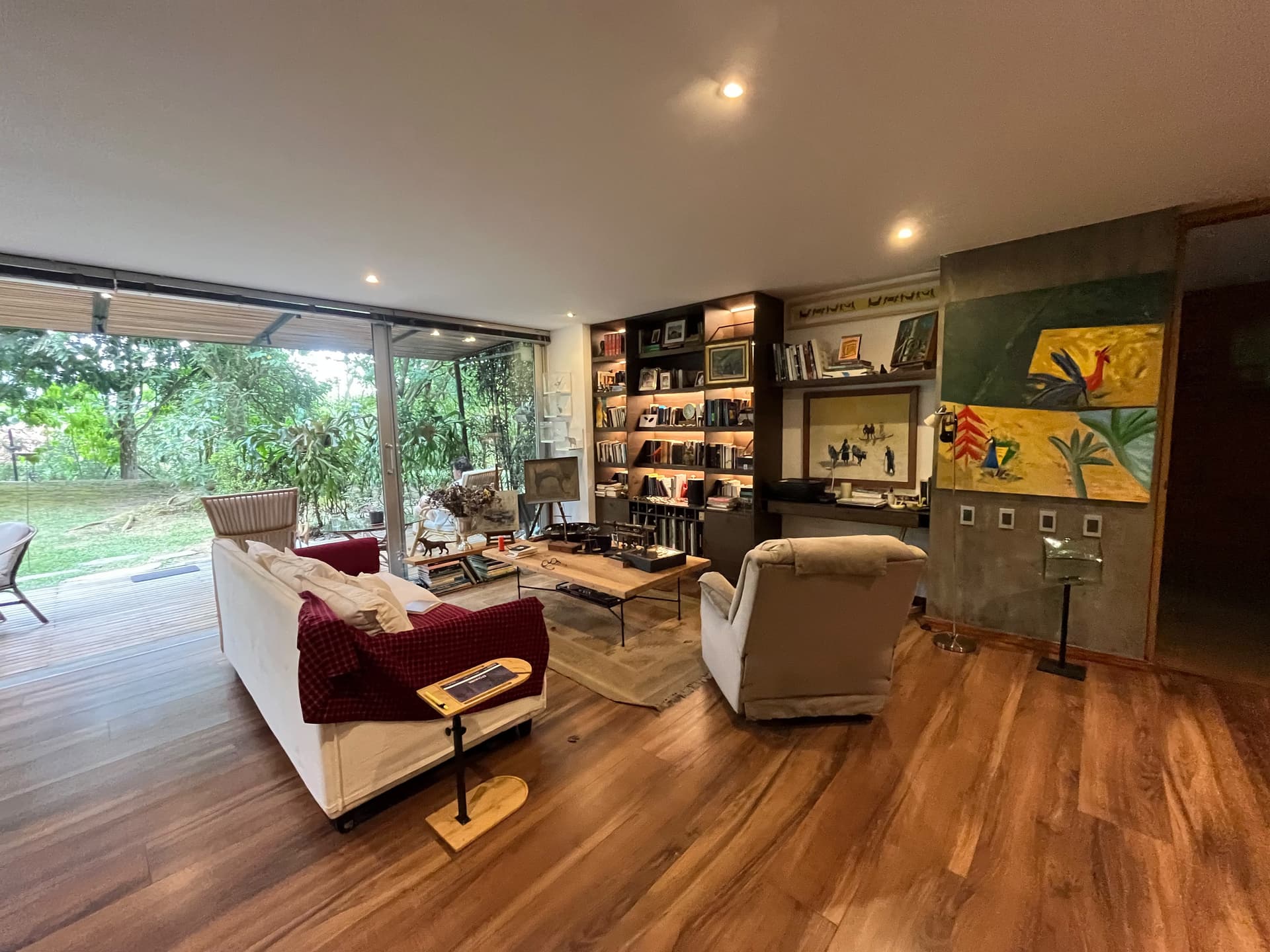 Apartamento en arriendo en San Lucas, Poblado, Medellín — foto 1 de 19