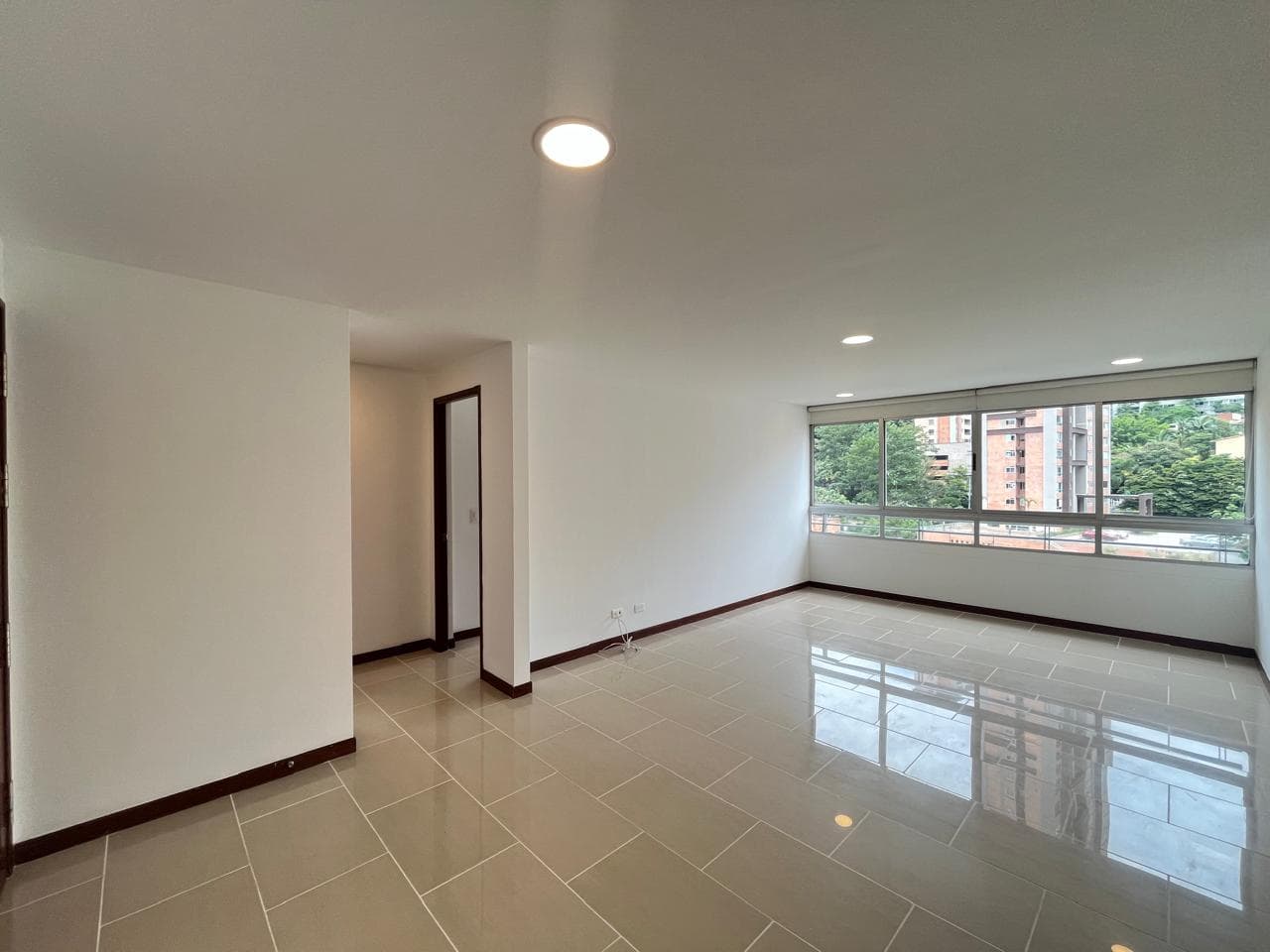 Apartamento en arriendo en Castropol, Poblado, Medellín — foto 3 de 20