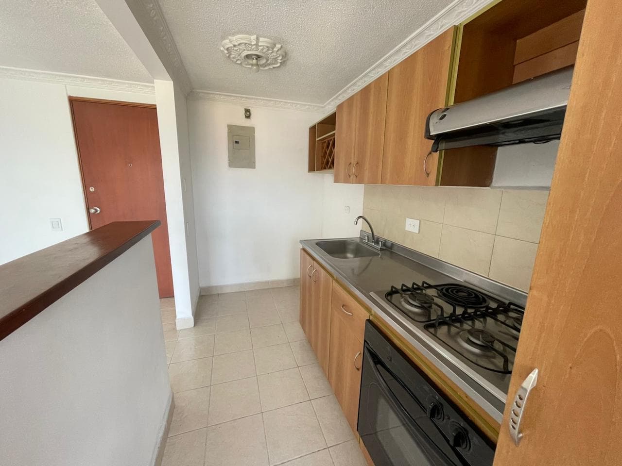 Apartaestudio en arriendo en Estadio, Laureles, Medellín — foto 1 de 13