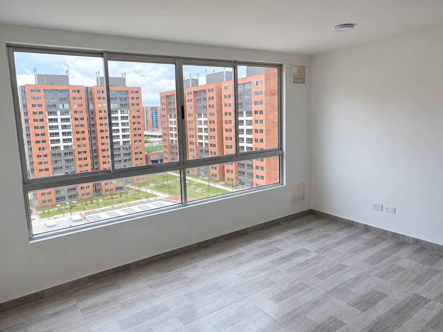Apartamento en arriendo en Madrid — foto 2 de 16