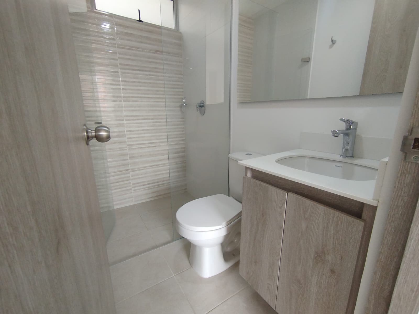 Apartamento en arriendo en Simón Bolívar, Itagui — foto 3 de 13