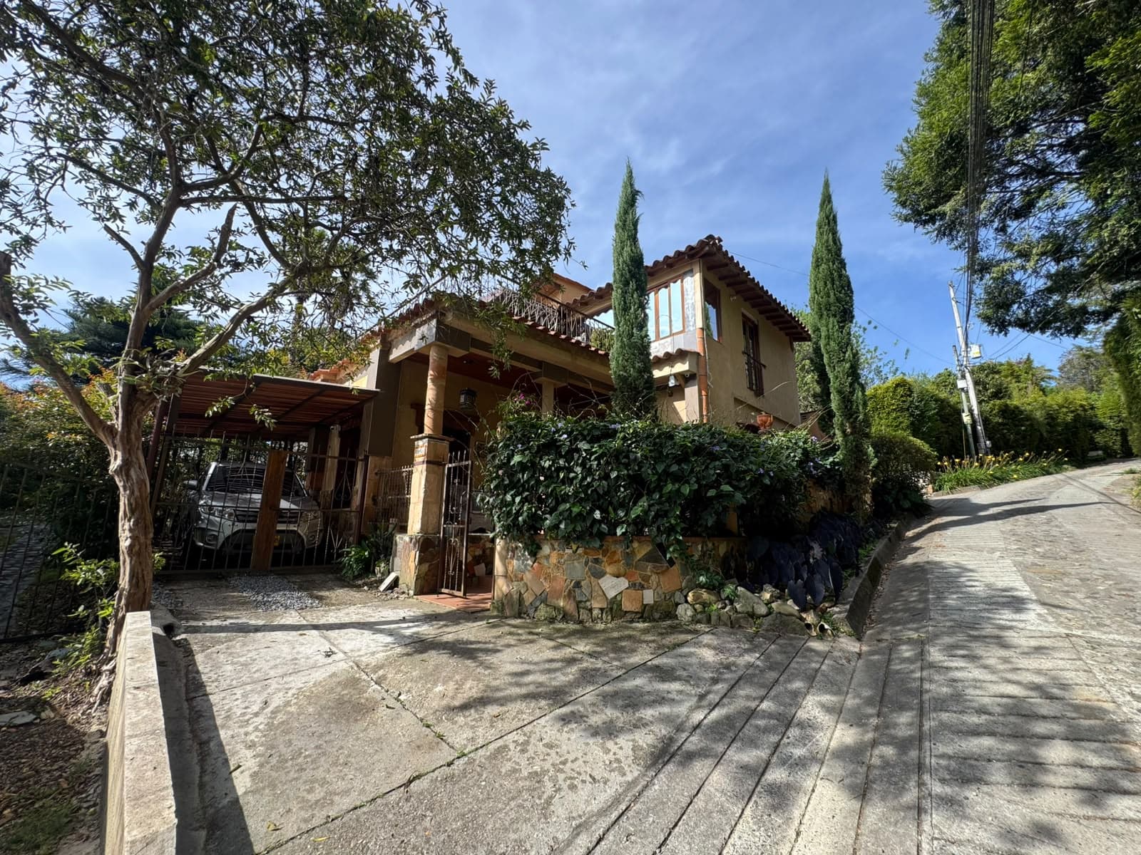 Casa Campestre en arriendo en El Retiro Campestre — foto 1 de 19