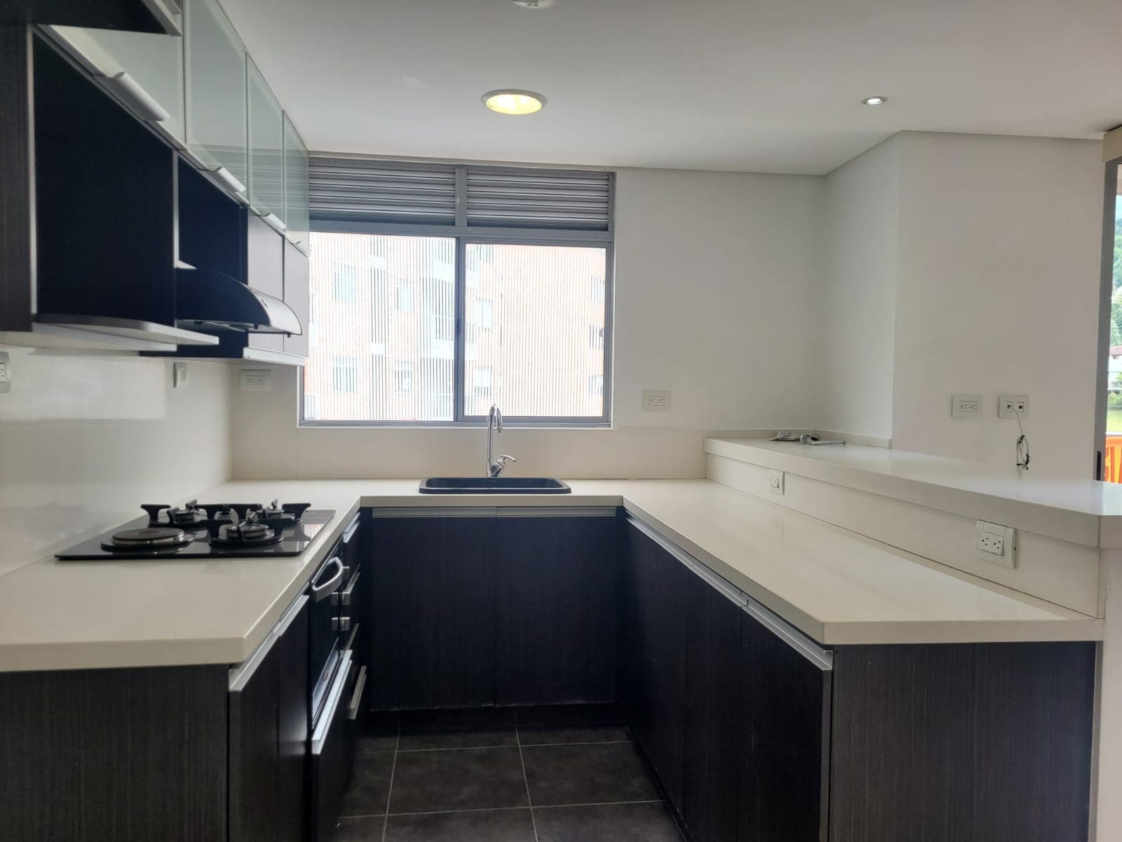 Apartamento en arriendo en El Chocho, Envigado — foto 1 de 16