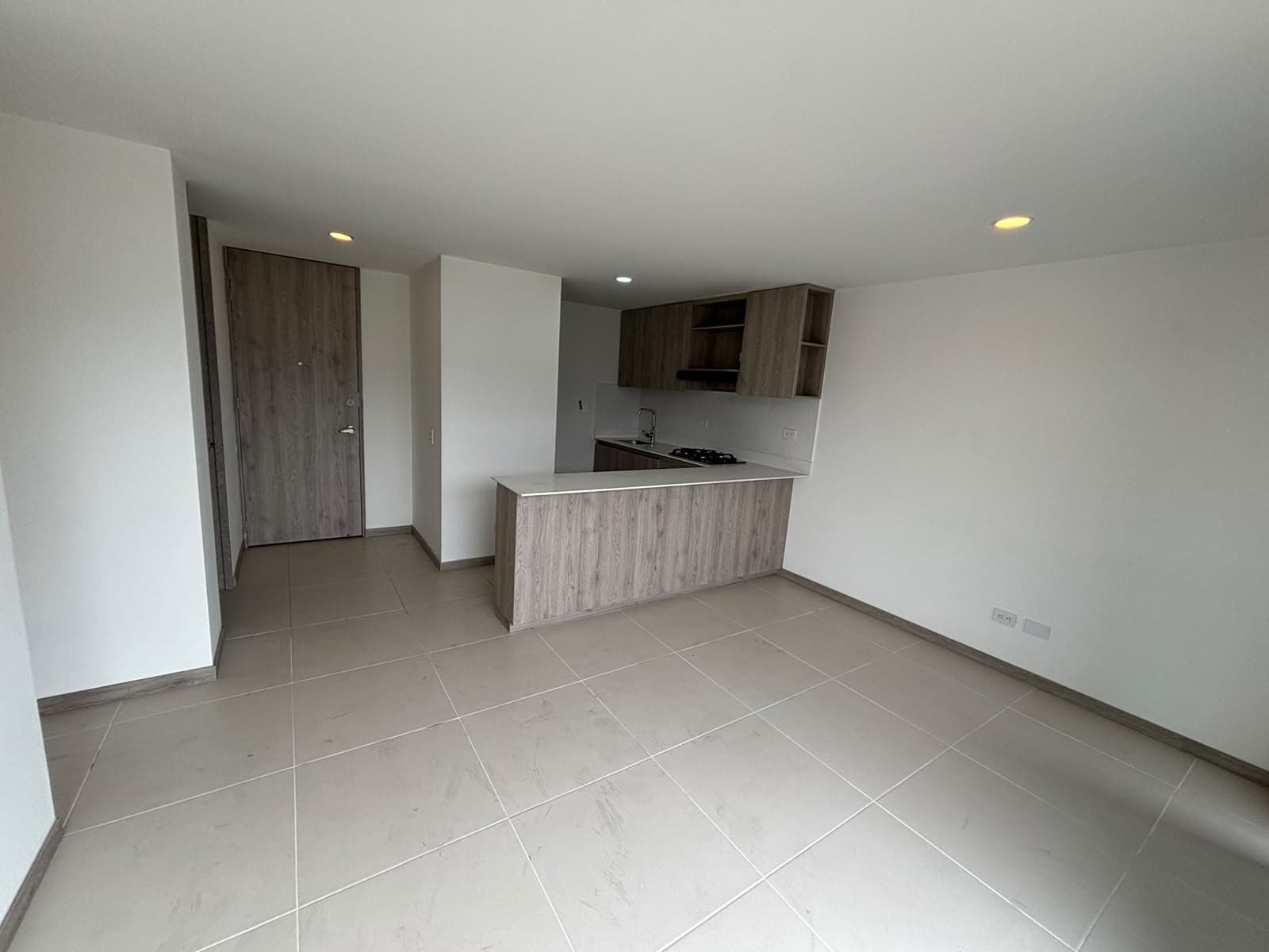 Apartamento en arriendo en Simón Bolívar, Itagui — foto 4 de 19