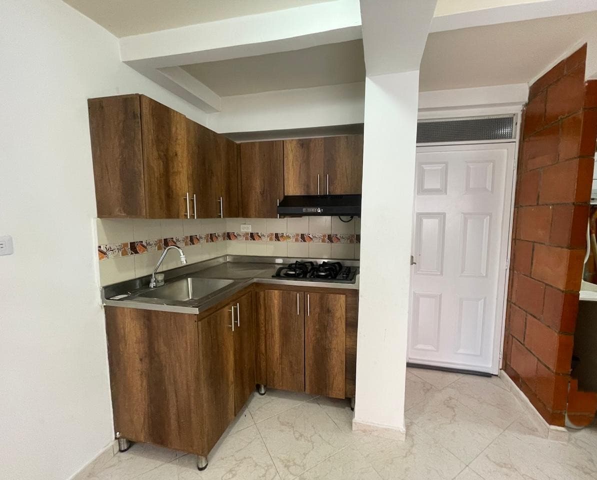 Apartamento en arriendo en Robledo, Medellín — foto 1 de 13