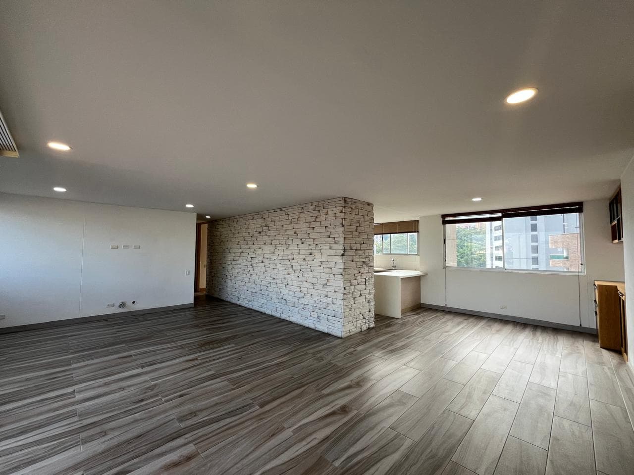 Apartamento en arriendo en Santa María de los Ángeles, Poblado, Medellín — foto 5 de 20