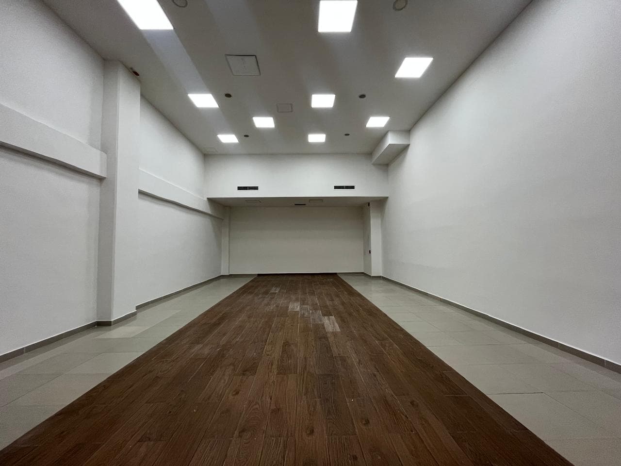 Local en arriendo en San Diego, Poblado, Medellín — foto 2 de 13