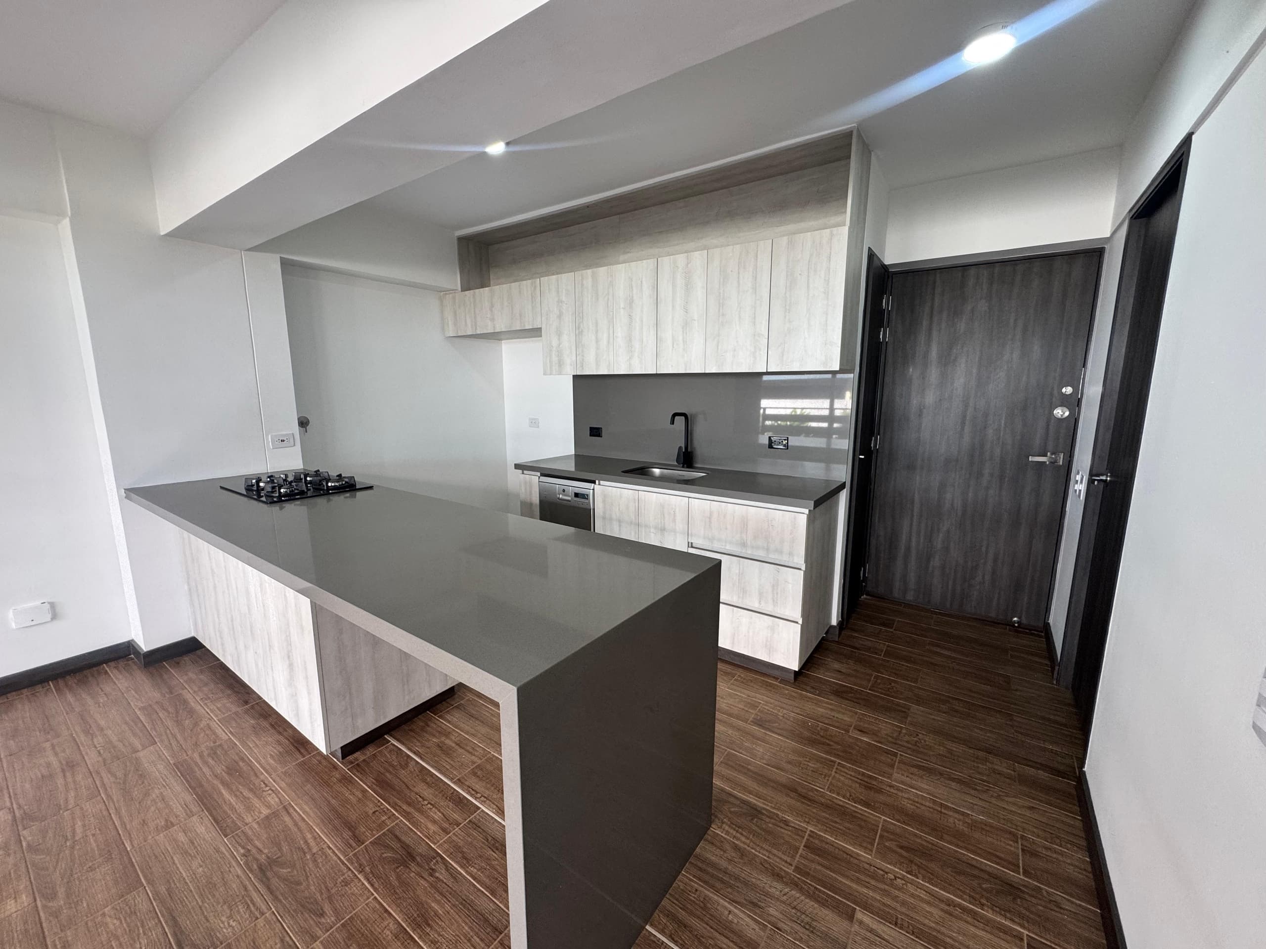 Apartamento en arriendo en El Retiro — foto 2 de 17