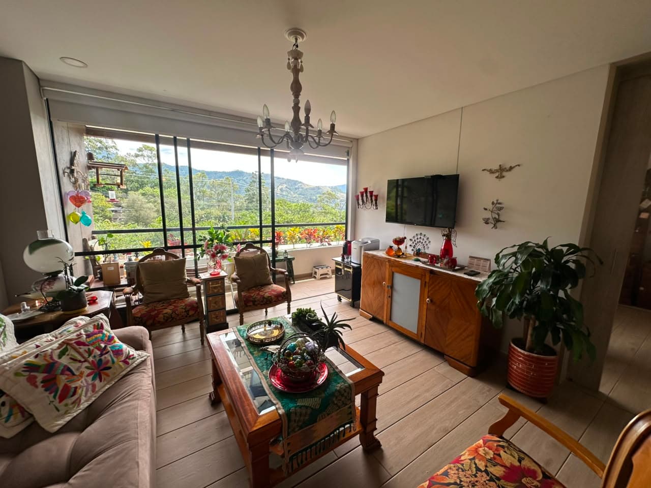 Apartamento en arriendo en Loma del Escobero, Envigado — foto 3 de 13
