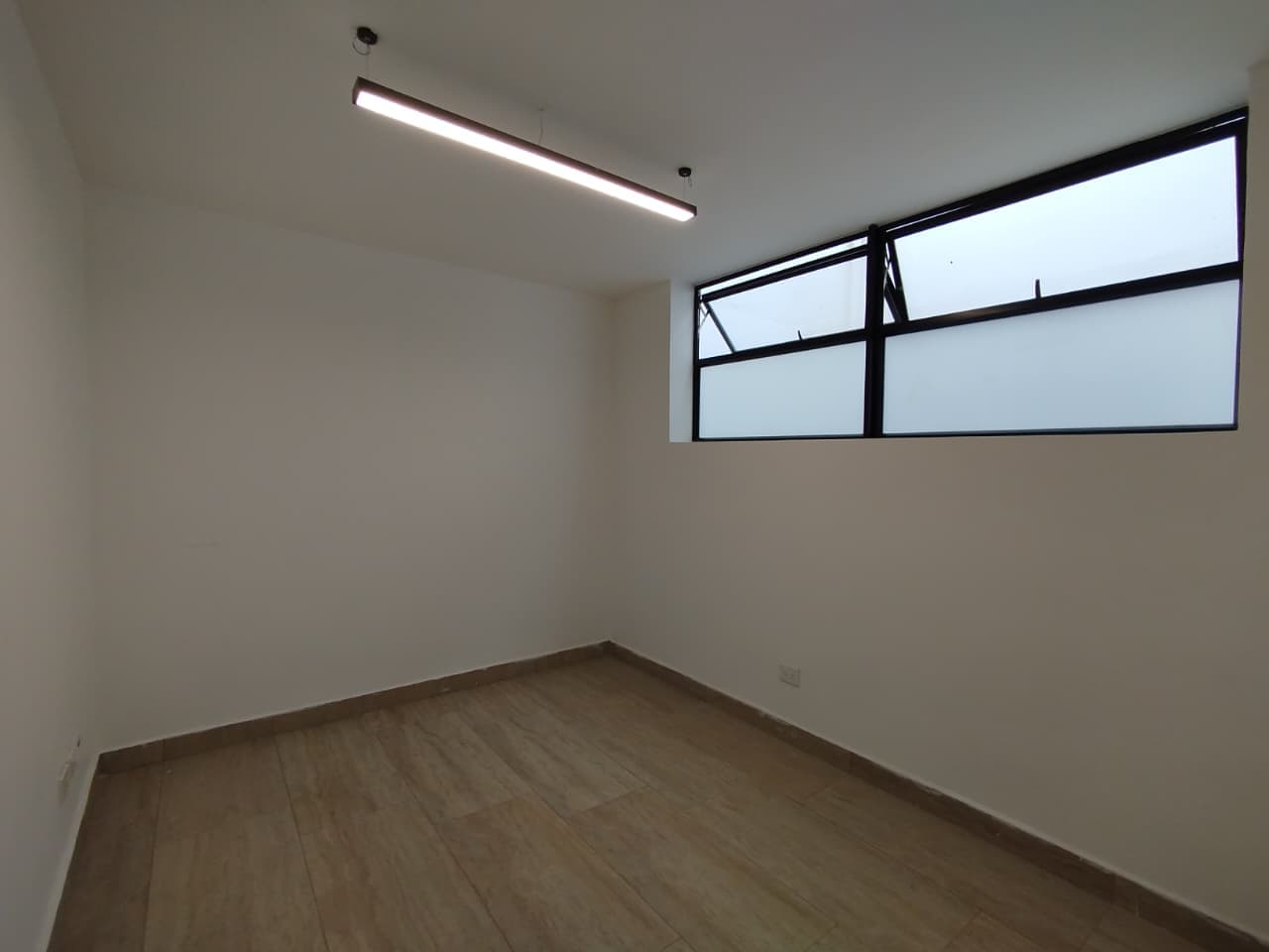Oficina en arriendo en Miravalle, Belen, Medellín — foto 3 de 16