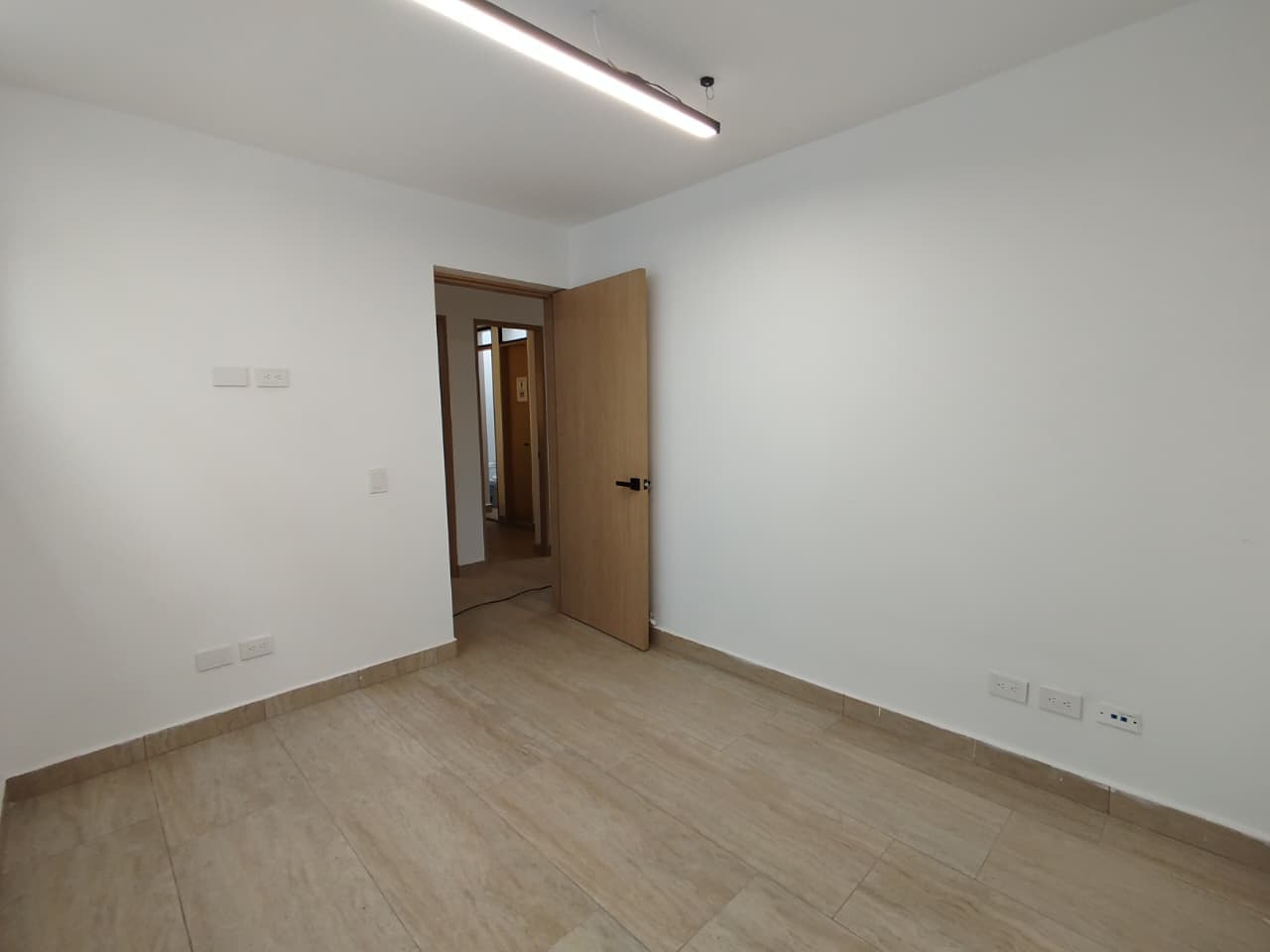 Oficina en arriendo en Miravalle, Belen, Medellín — foto 4 de 16