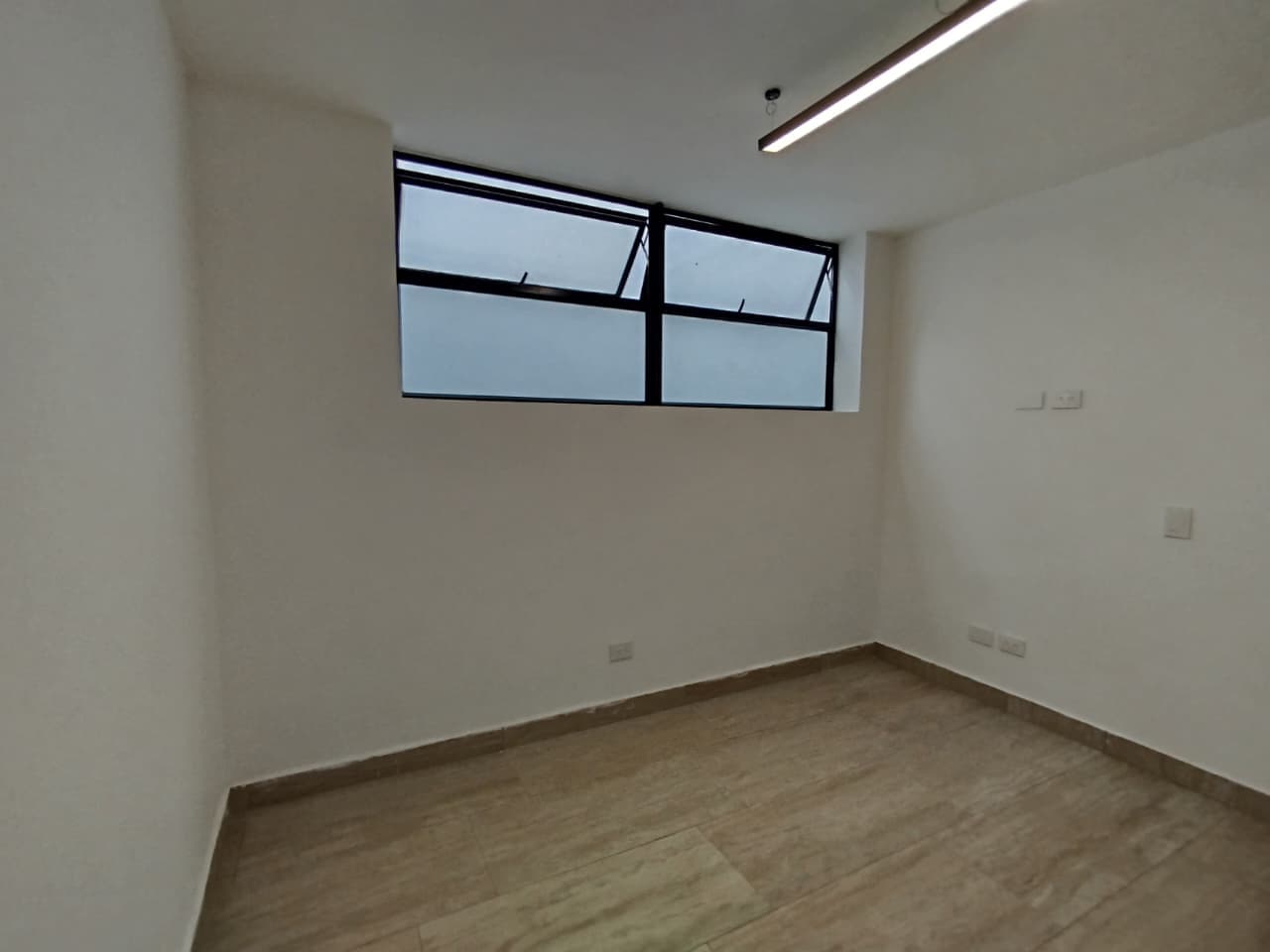 Oficina en arriendo en Miravalle, Belen, Medellín — foto 5 de 16