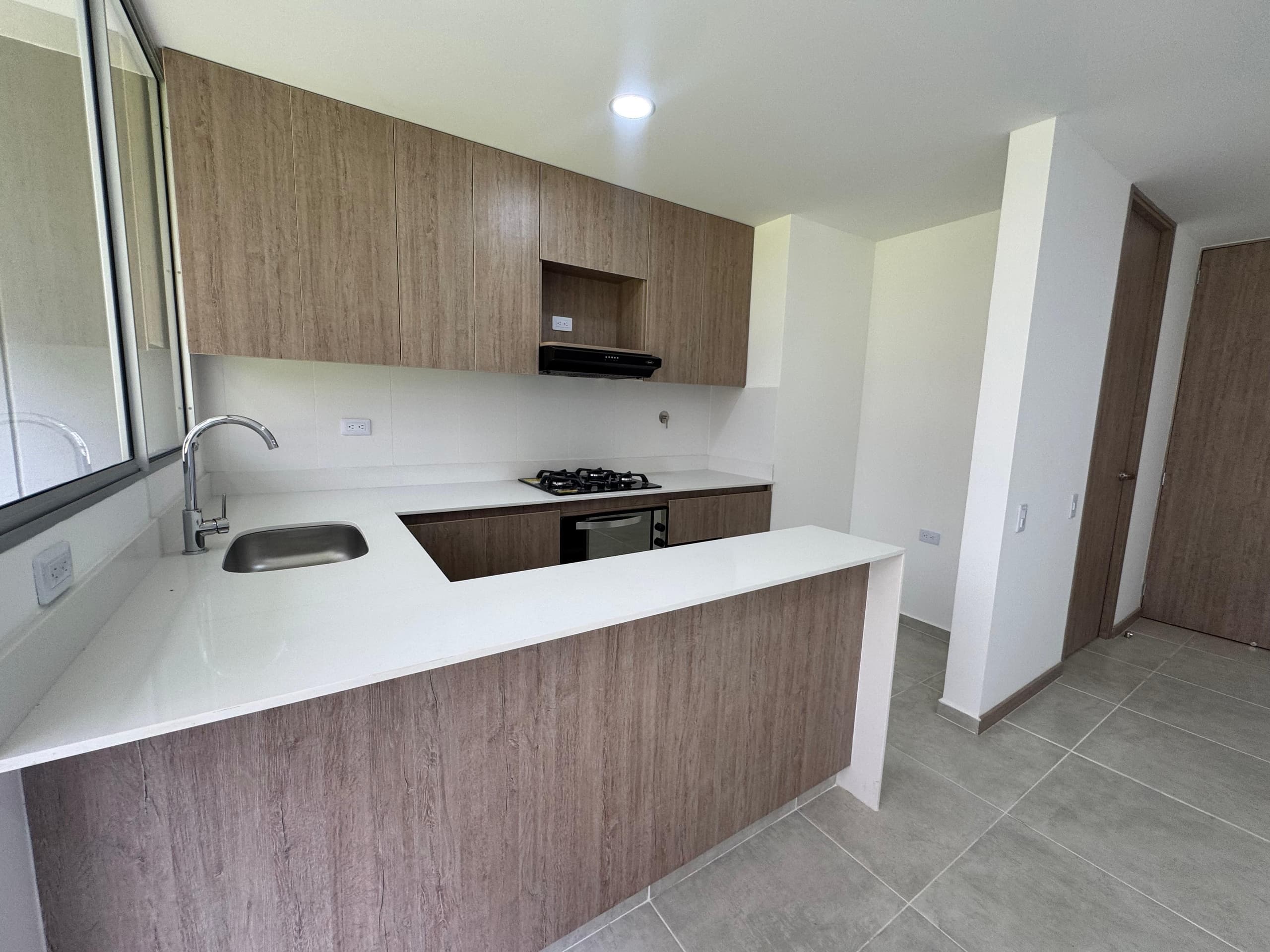 Apartamento en arriendo en La Ceja — foto 2 de 17