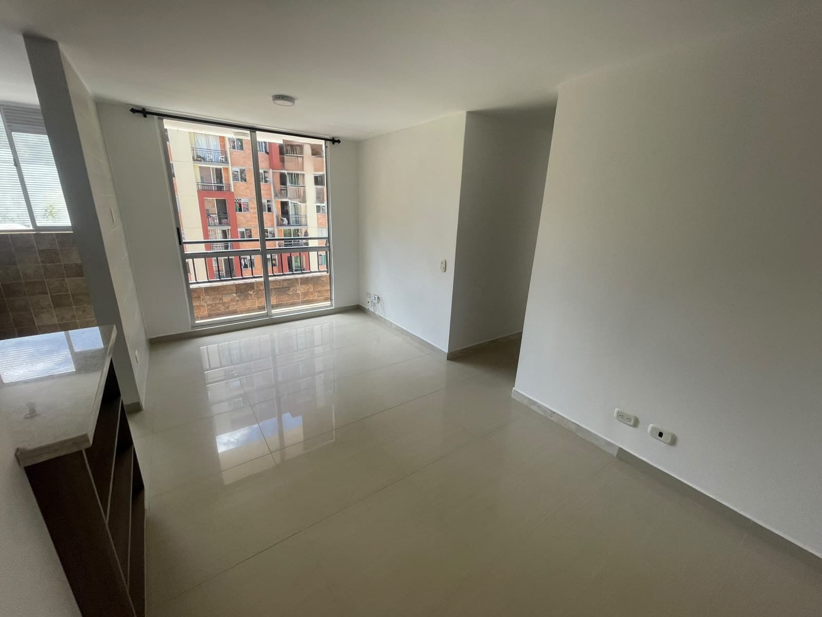 Apartamento en arriendo en Rodeo Alto, Belen, Medellín — foto 3 de 15