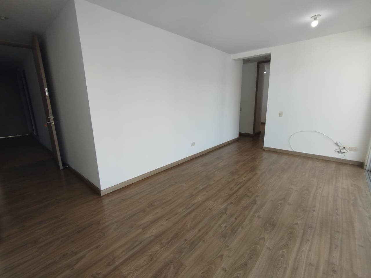 Apartamento en arriendo en Prados de Sabaneta — foto 4 de 20