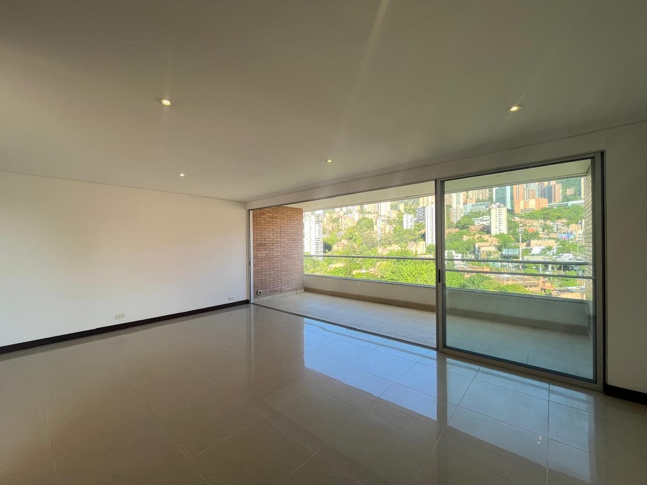 Apartamento en arriendo en Los Parra, Poblado, Medellín — foto 4 de 20