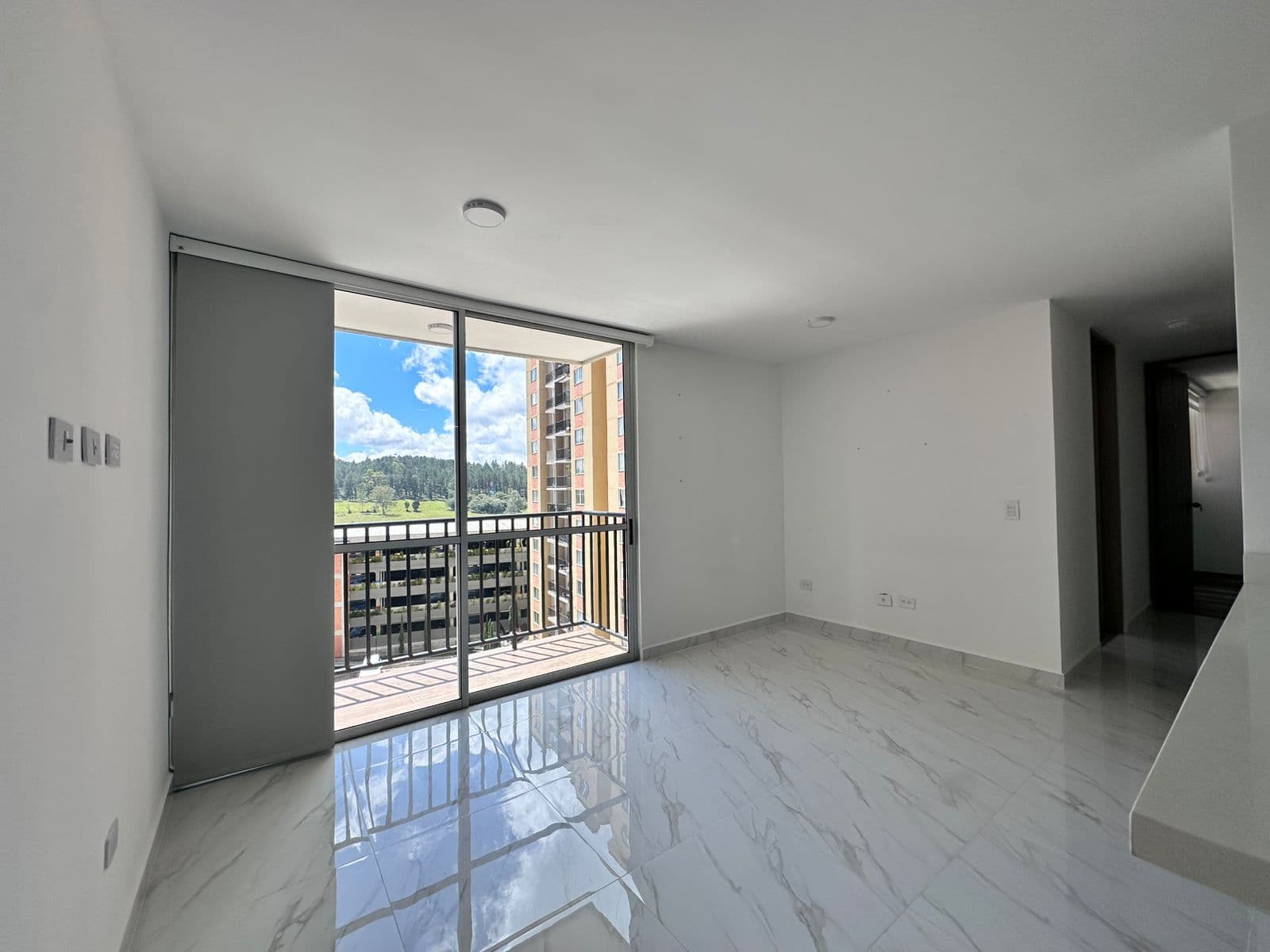 Apartamento en arriendo en Rionegro — foto 2 de 14