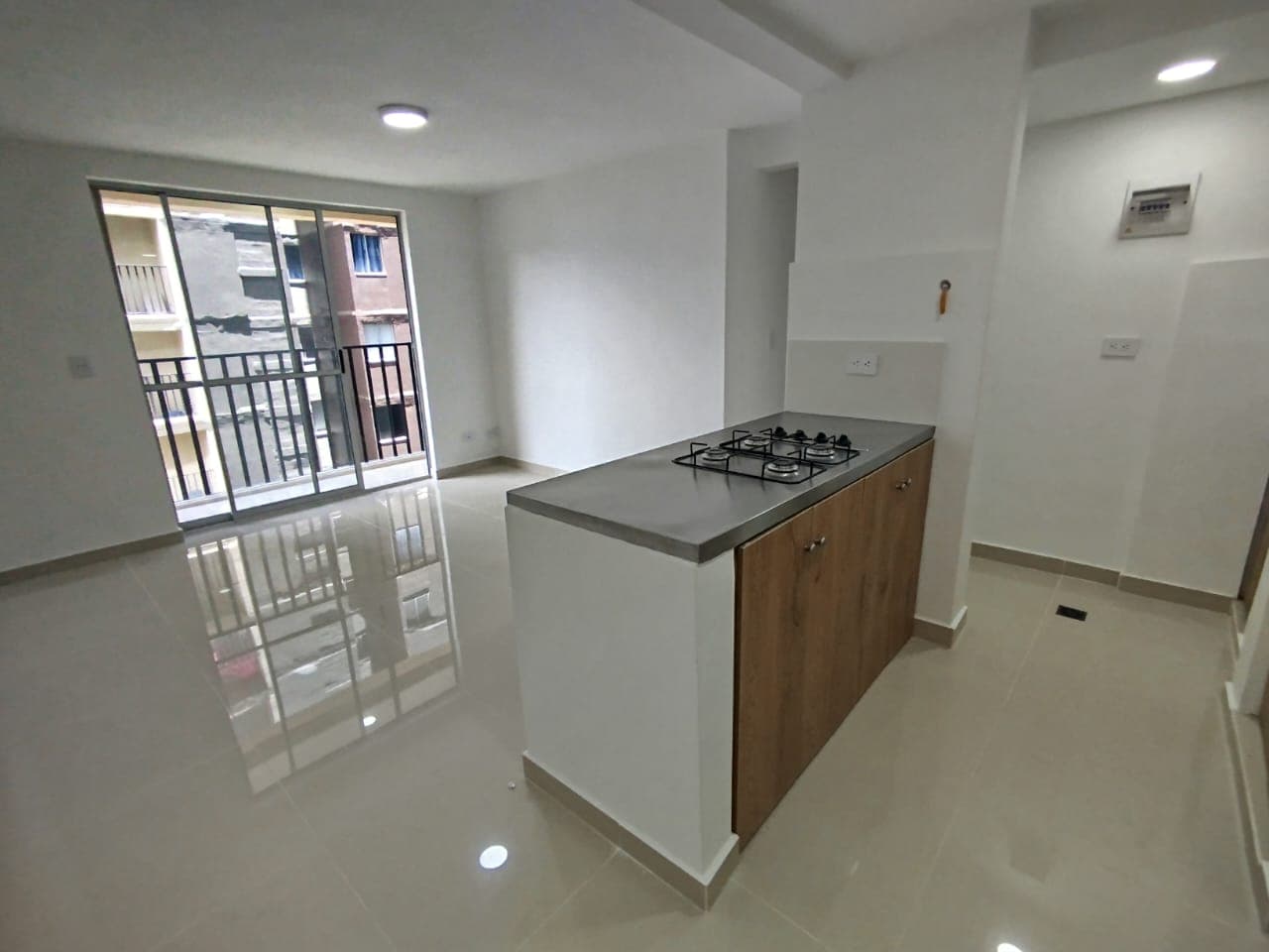 Apartamento en arriendo en Maria Auxiliadora, Sabaneta — foto 1 de 20