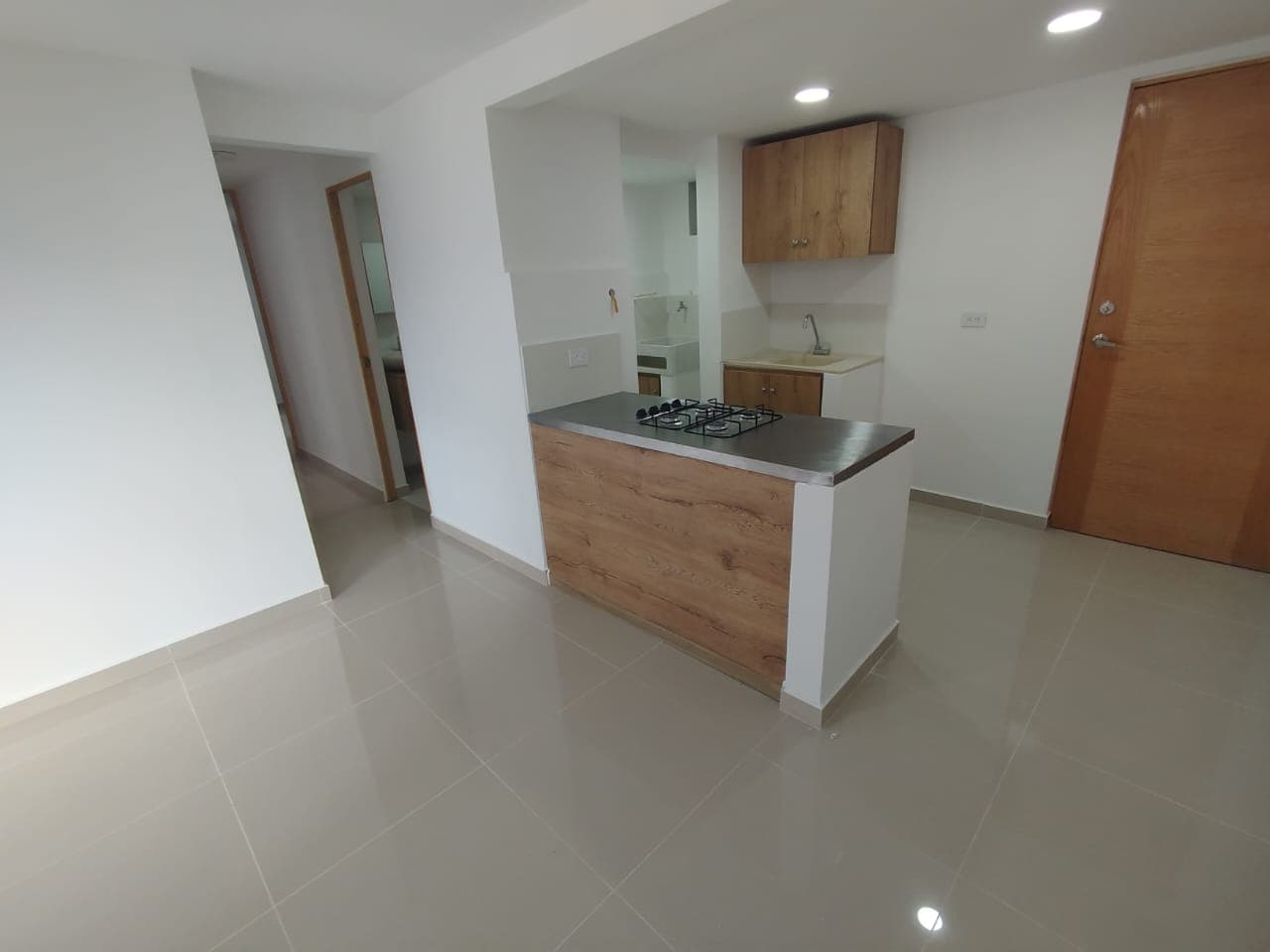 Apartamento en arriendo en Maria Auxiliadora, Sabaneta — foto 4 de 20