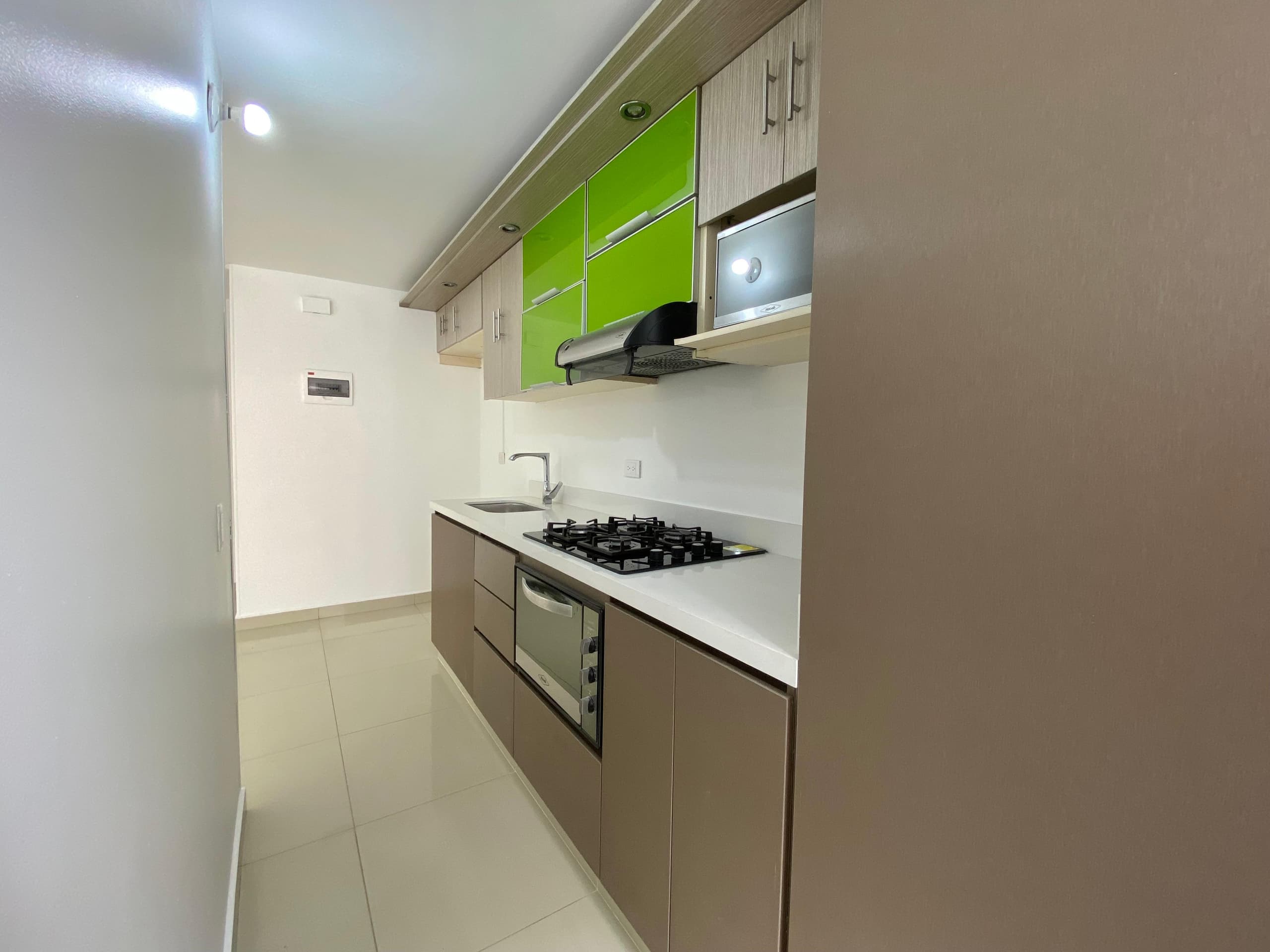 Apartamento en arriendo en Ciudad del Rio, Medellín — foto 4 de 17