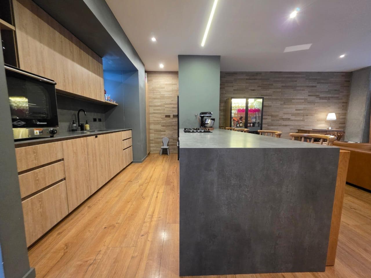 Apartamento en arriendo en El Campestre, Poblado, Medellín — foto 1 de 16