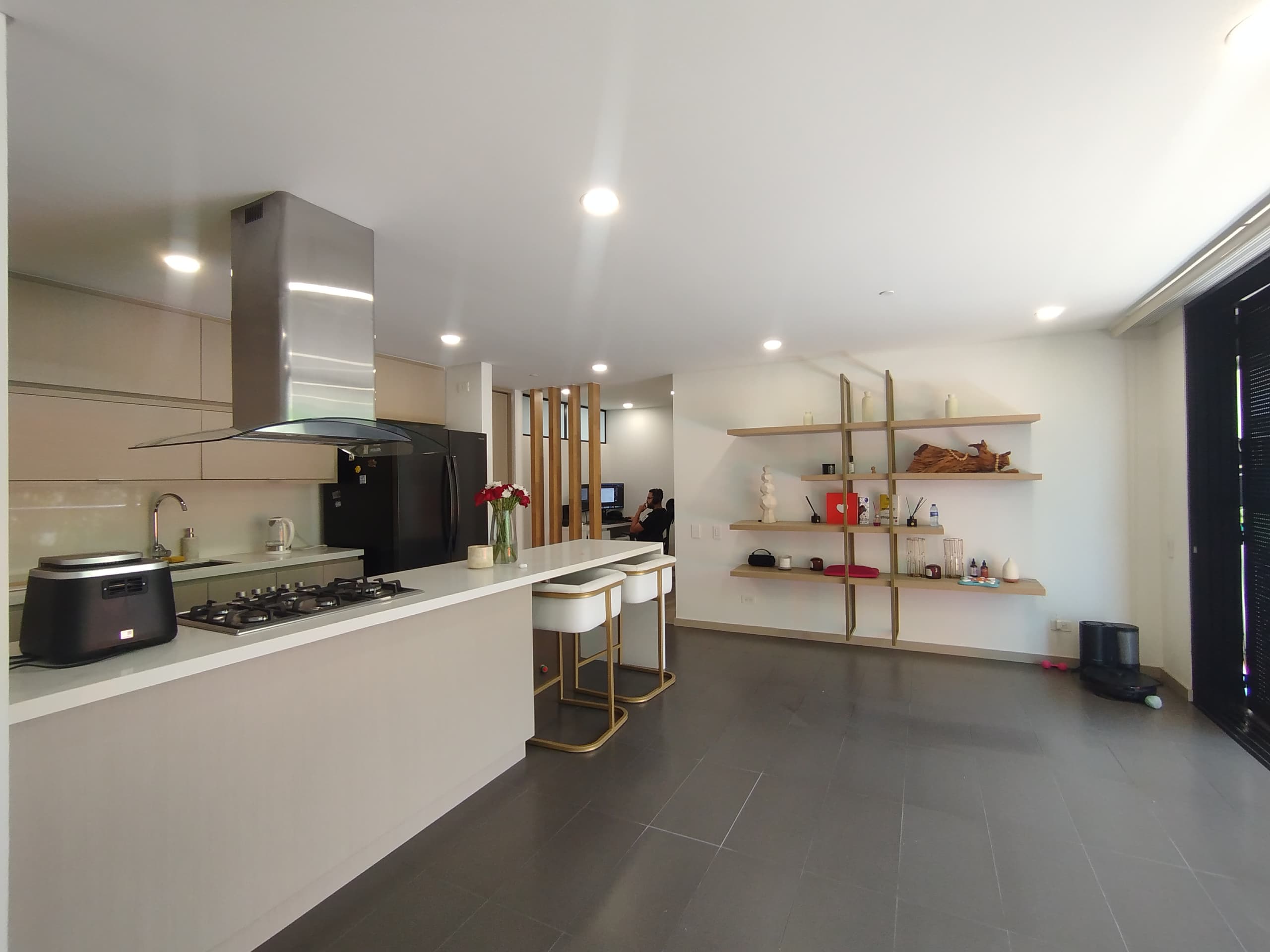 Apartamento en arriendo en Las Palmas M, Poblado, Medellín — foto 2 de 16