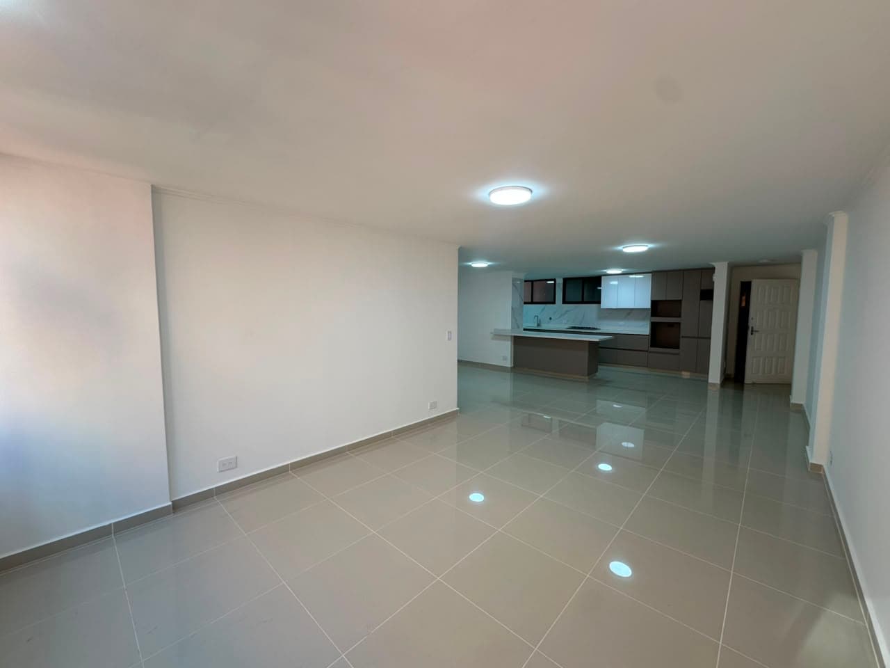 Apartamento en arriendo en Zuñiga, Envigado — foto 4 de 18