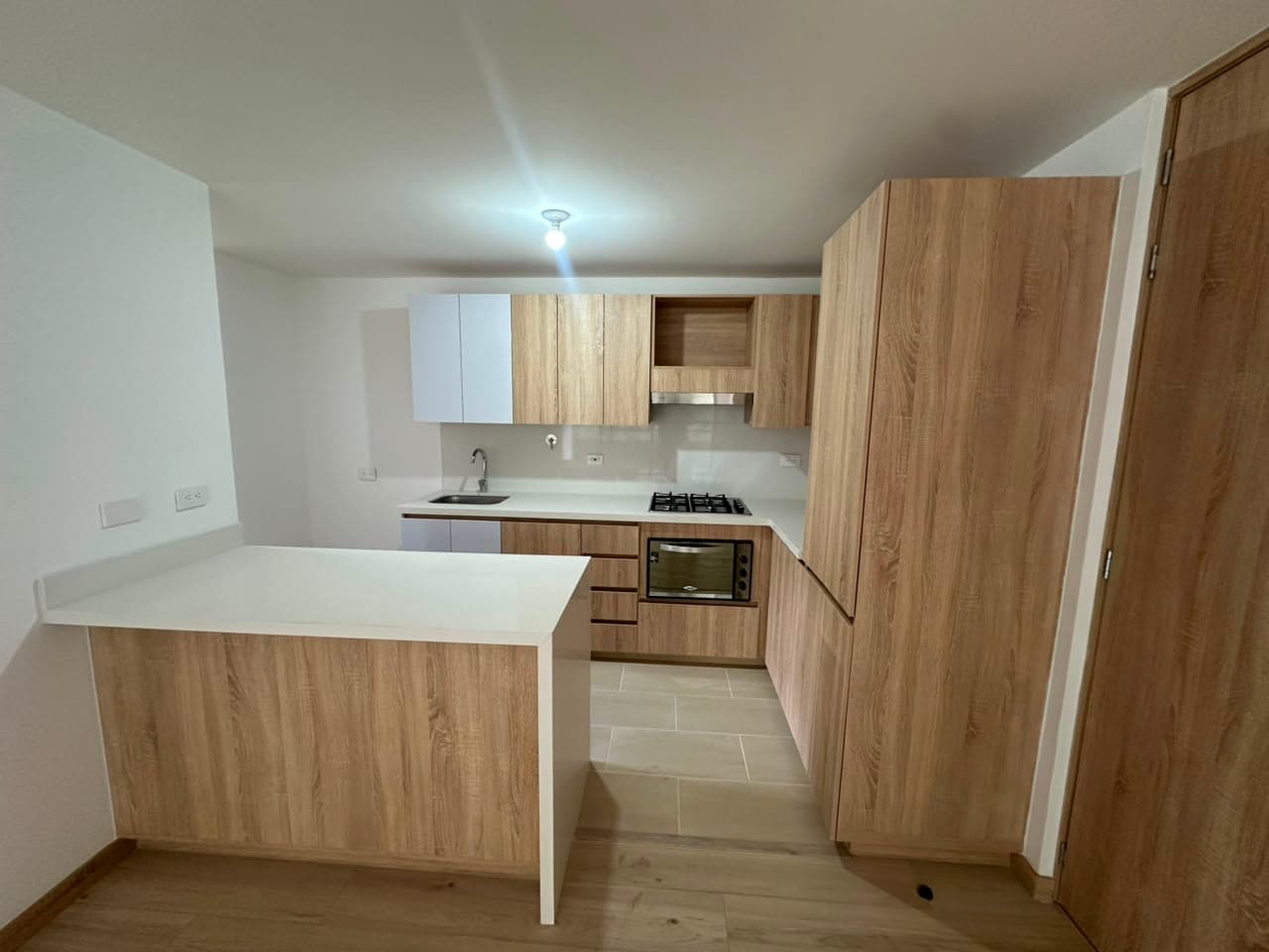 Apartamento en arriendo en Camino Verde, Envigado — foto 4 de 19