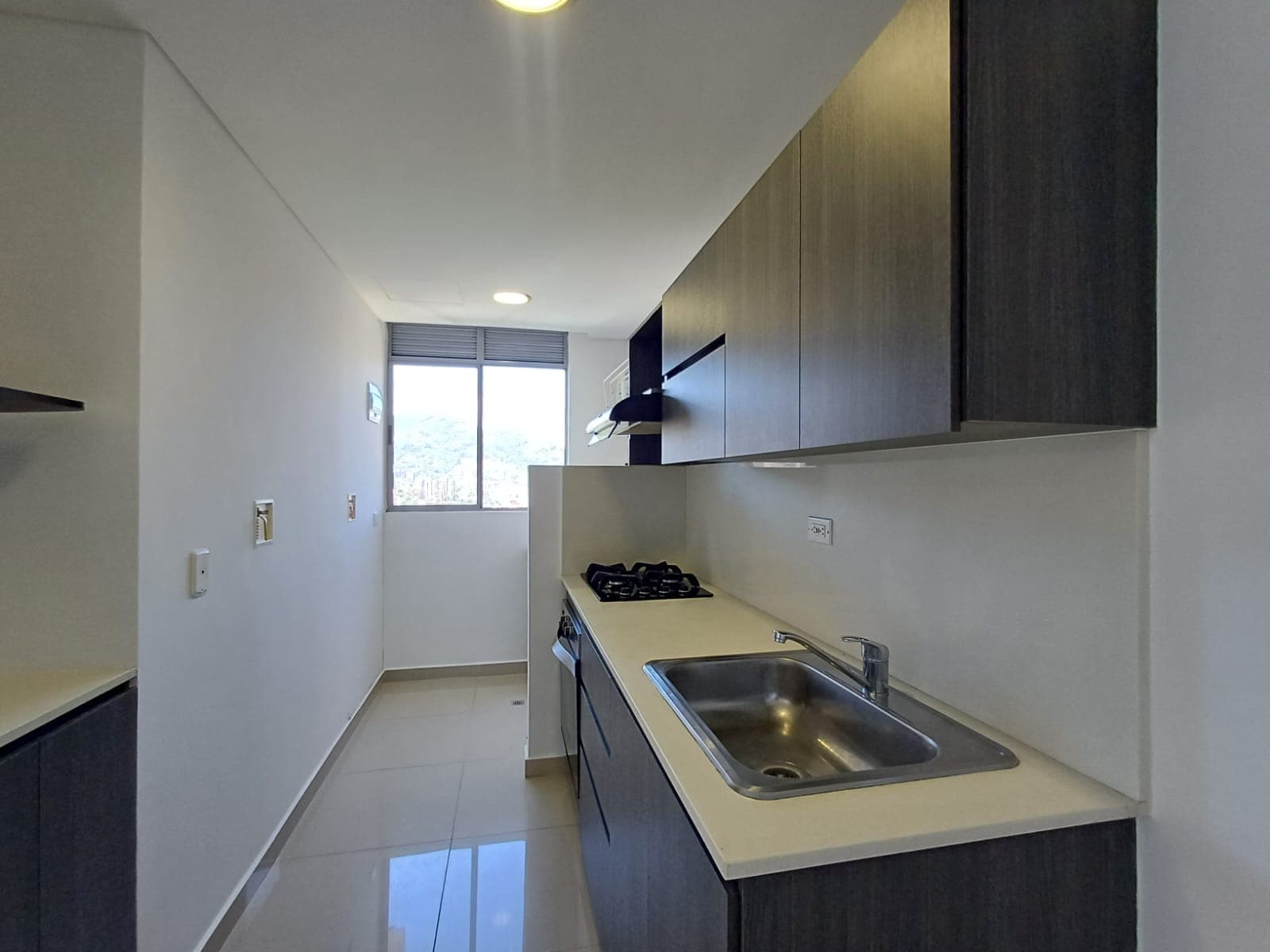 Apartamento en arriendo en El Esmeraldal, Envigado — foto 1 de 20